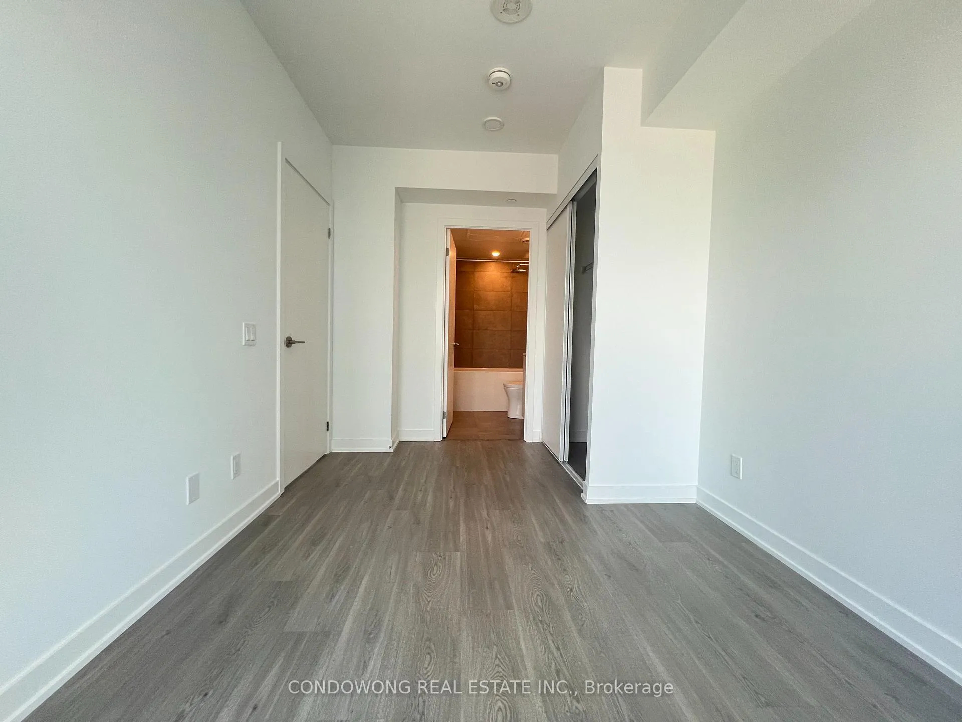 Photo 6 of Unit 4109, 8 Wellesley Street W, Toronto, Bay Street Corridor — HOMEH
