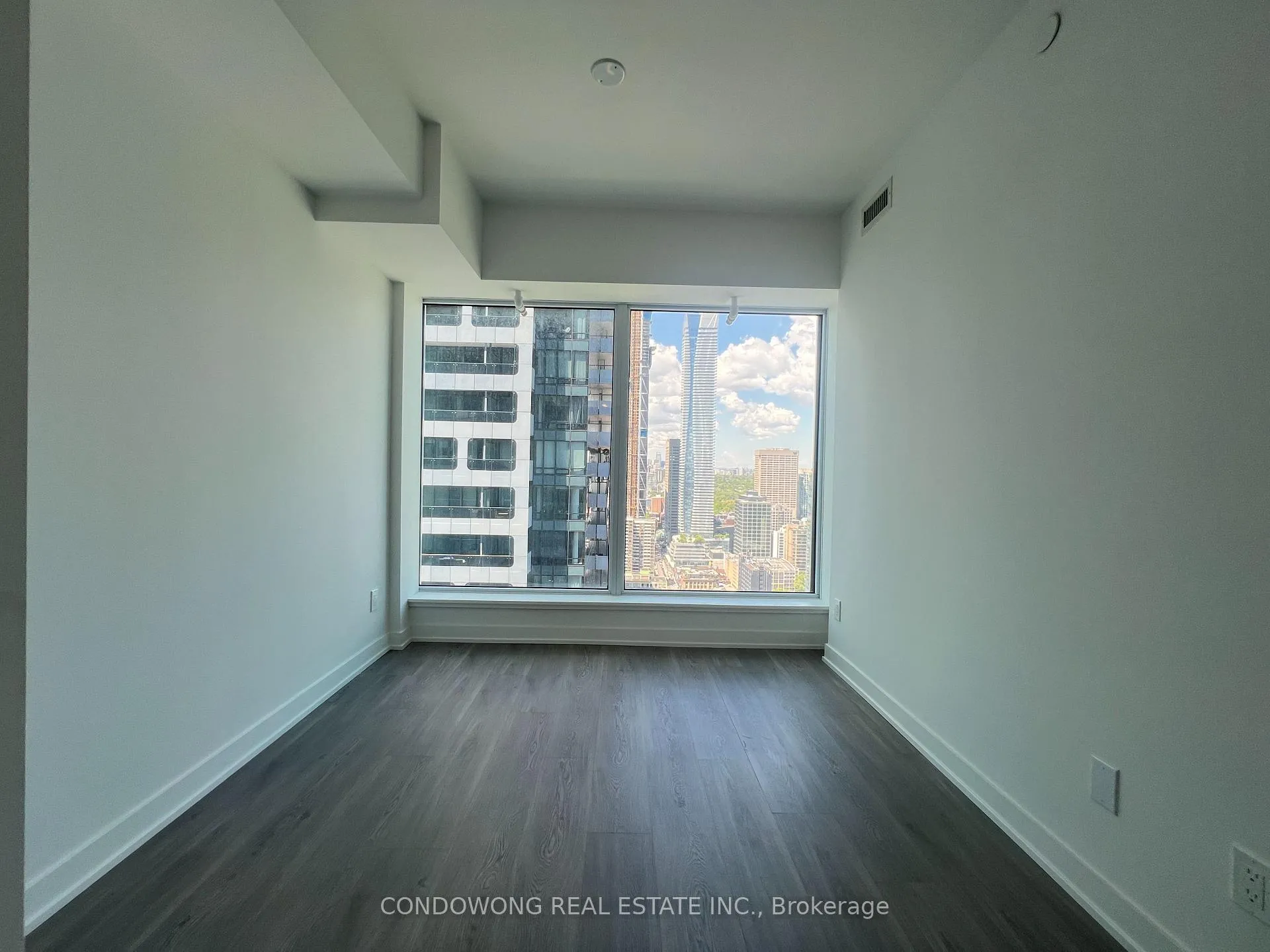 Photo 7 of Unit 4109, 8 Wellesley Street W, Toronto, Bay Street Corridor — HOMEH