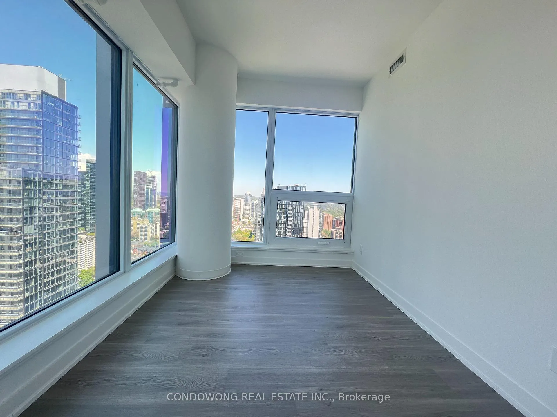 Photo 9 of Unit 4109, 8 Wellesley Street W, Toronto, Bay Street Corridor — HOMEH