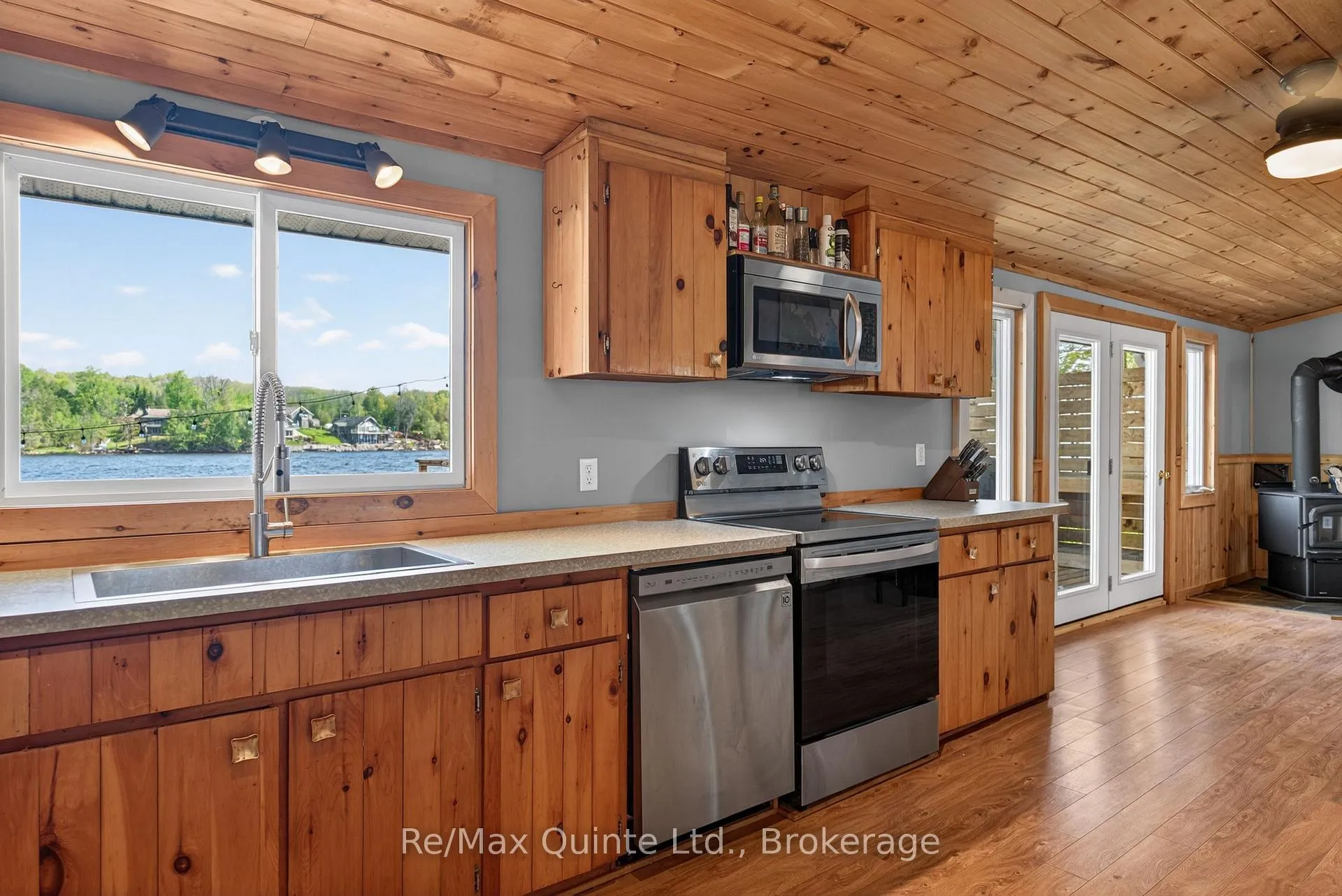 Photo 5 of 585 Pine Point Lane, Centre Hastings — HOMEH