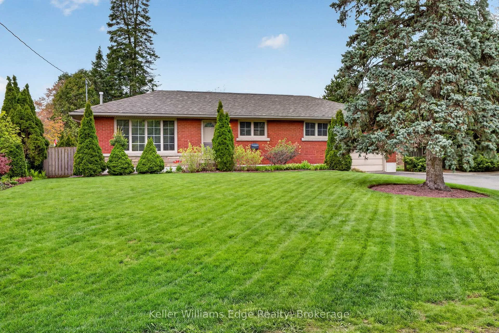Photo 1 of 187 Council Crescent, Hamilton, Ancaster — HOMEH