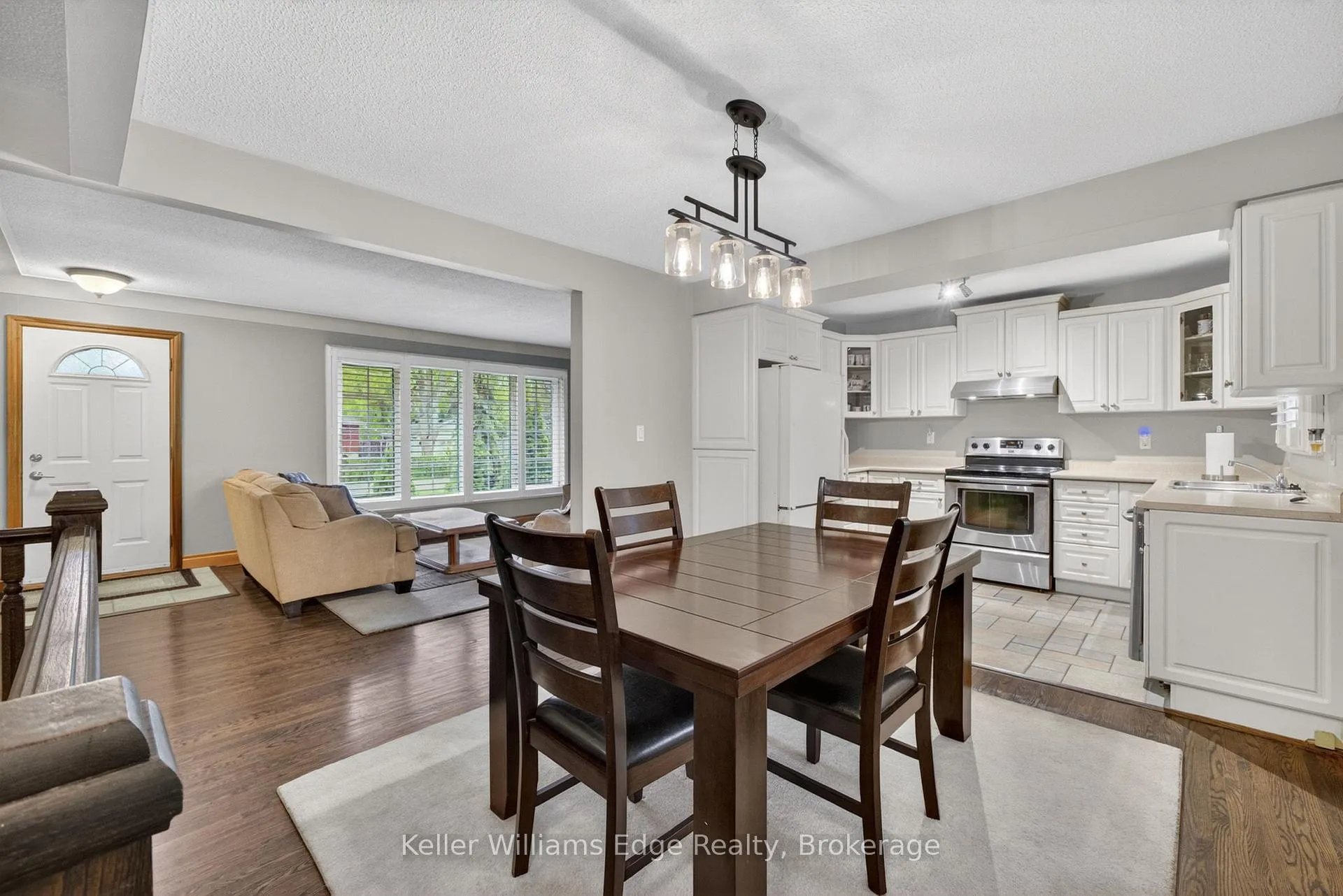 Photo 9 of 187 Council Crescent, Hamilton, Ancaster — HOMEH