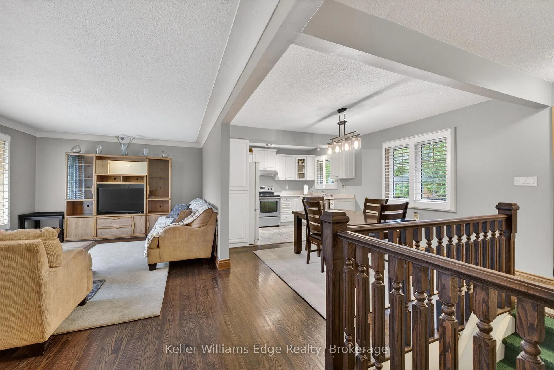 Photo 14 of 187 Council Crescent, Hamilton, Ancaster — HOMEH