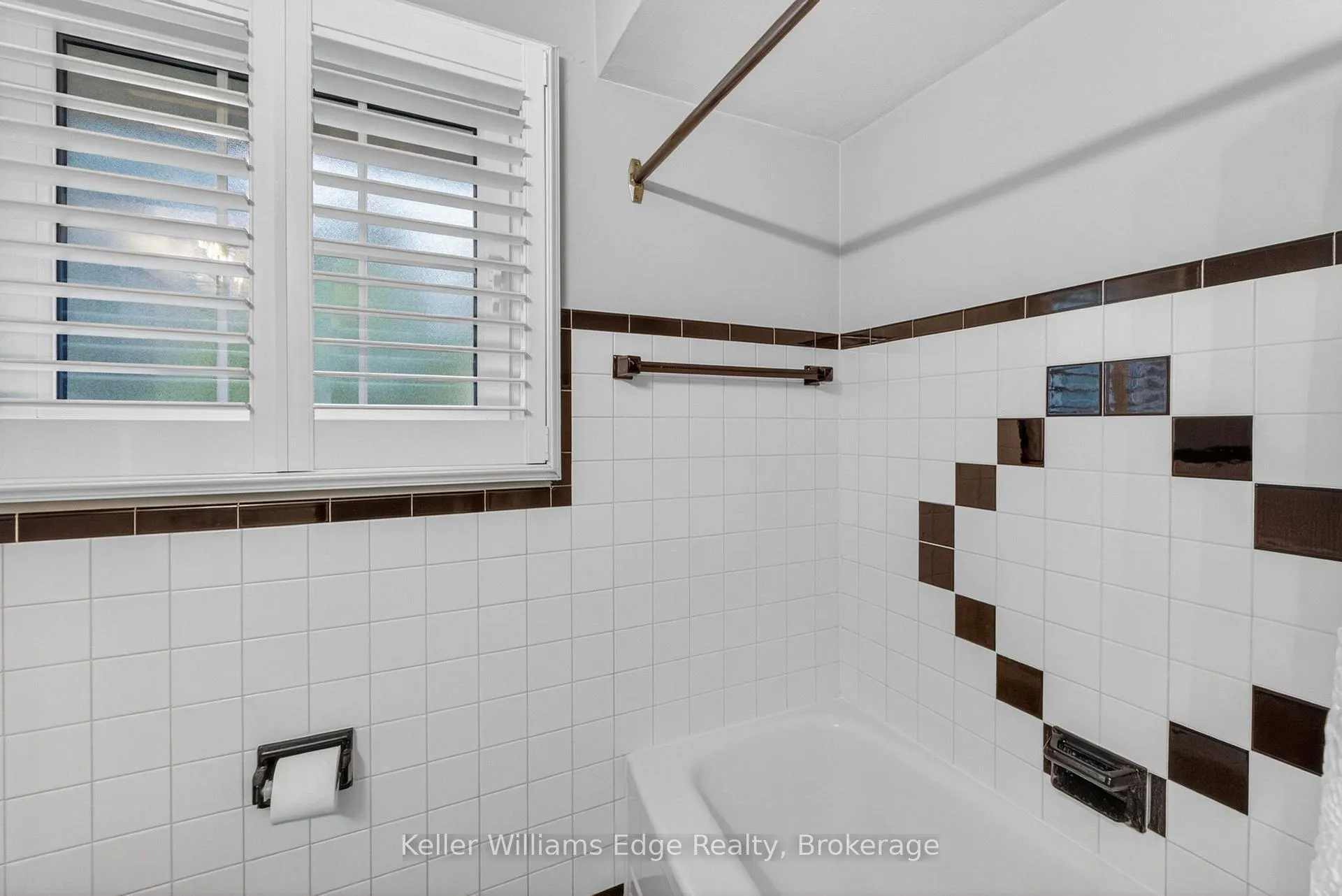 Photo 16 of 187 Council Crescent, Hamilton, Ancaster — HOMEH