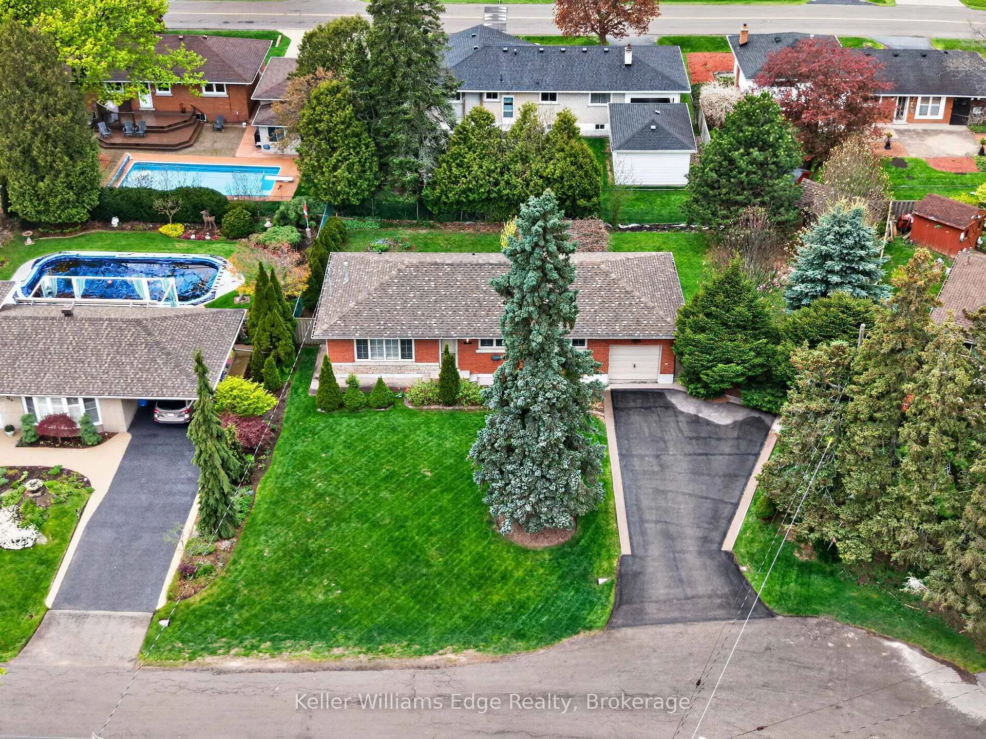Photo 44 of 187 Council Crescent, Hamilton, Ancaster — HOMEH