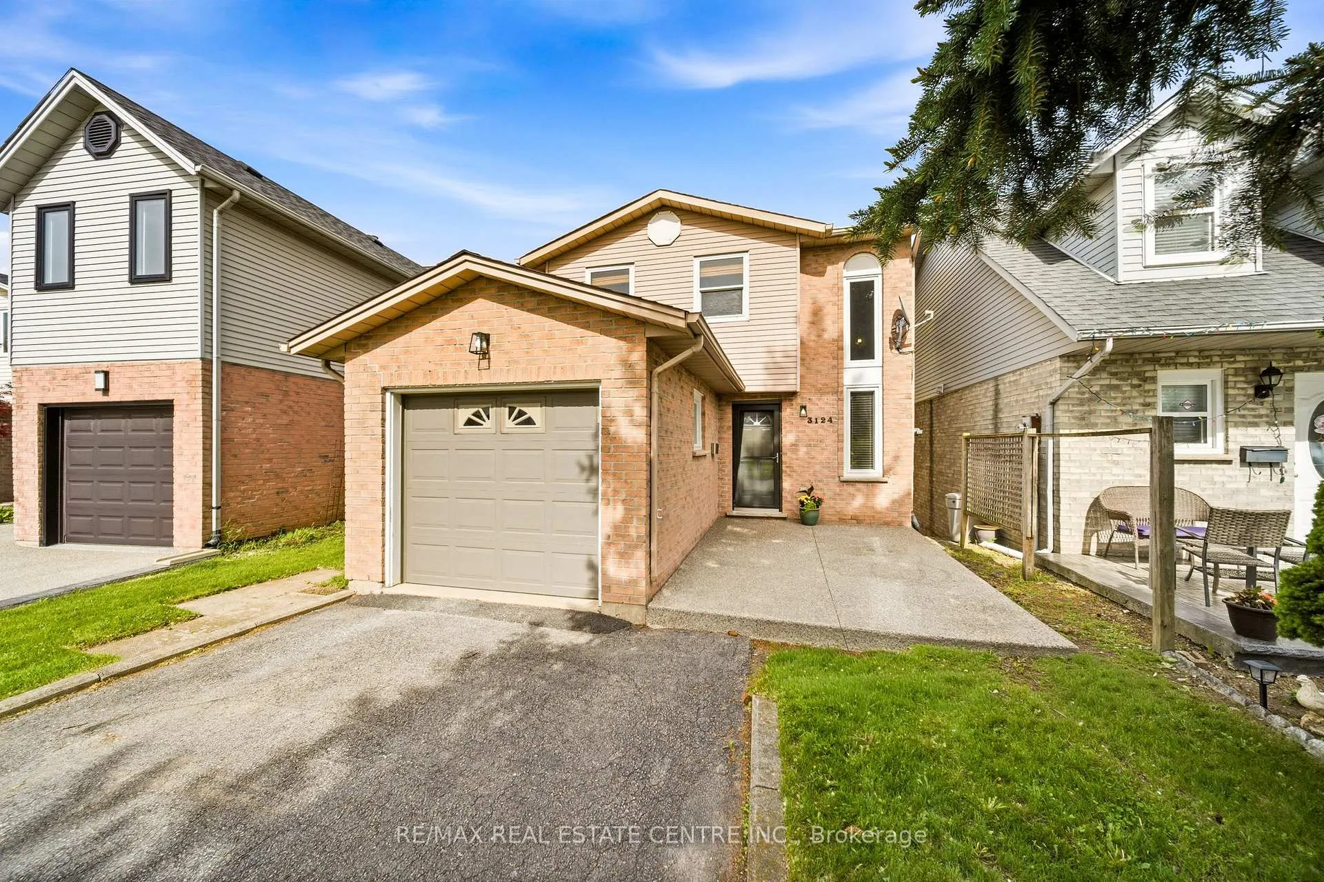 Photo 6 of 3124 Driftwood Drive, Burlington, Headon — HOMEH