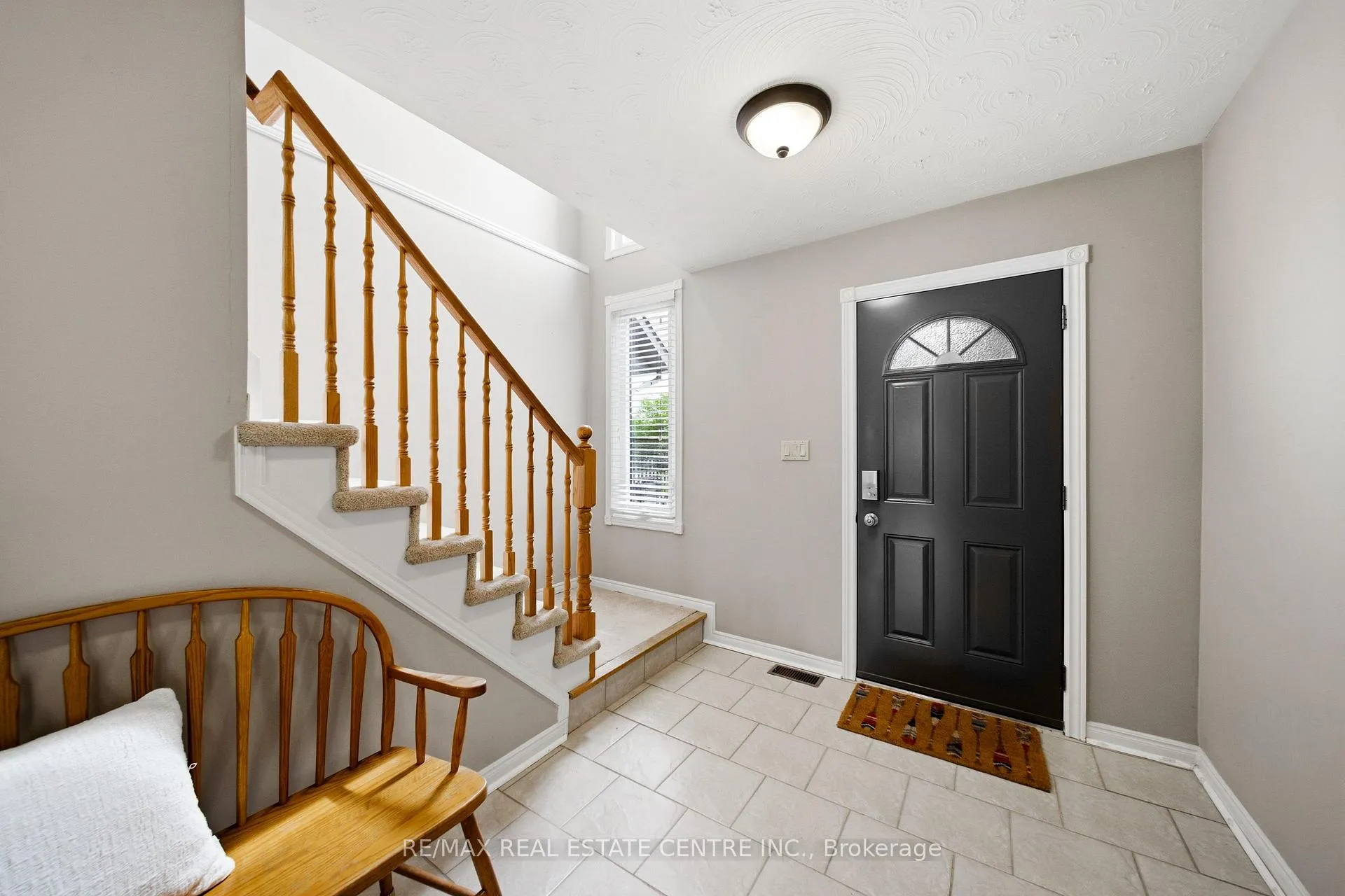 Photo 7 of 3124 Driftwood Drive, Burlington, Headon — HOMEH