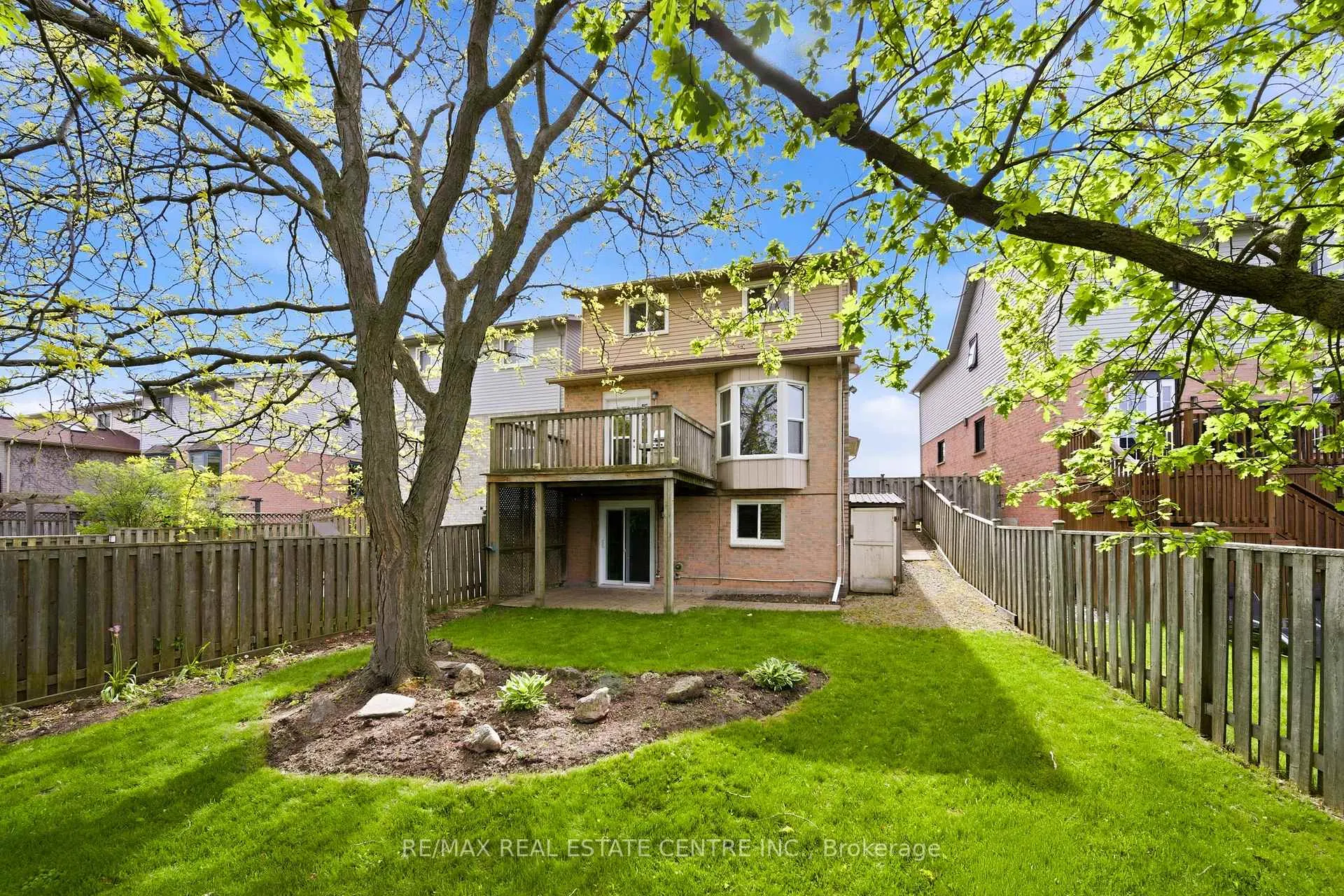 Photo 47 of 3124 Driftwood Drive, Burlington, Headon — HOMEH