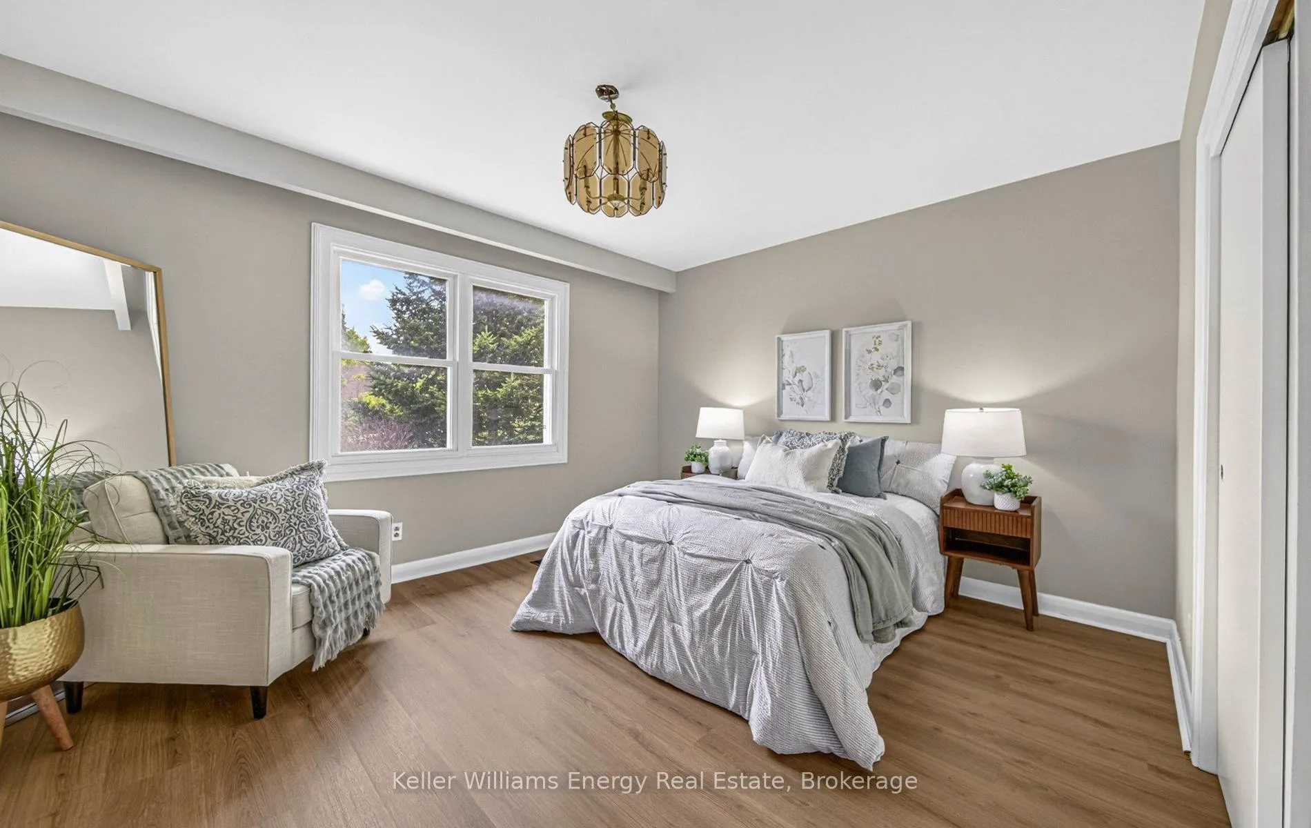 Photo 23 of 249 Thomas Street, Oshawa, Lakeview — HOMEH