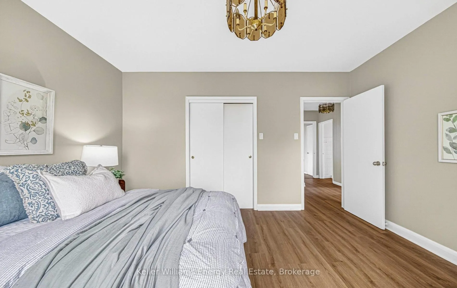 Photo 24 of 249 Thomas Street, Oshawa, Lakeview — HOMEH