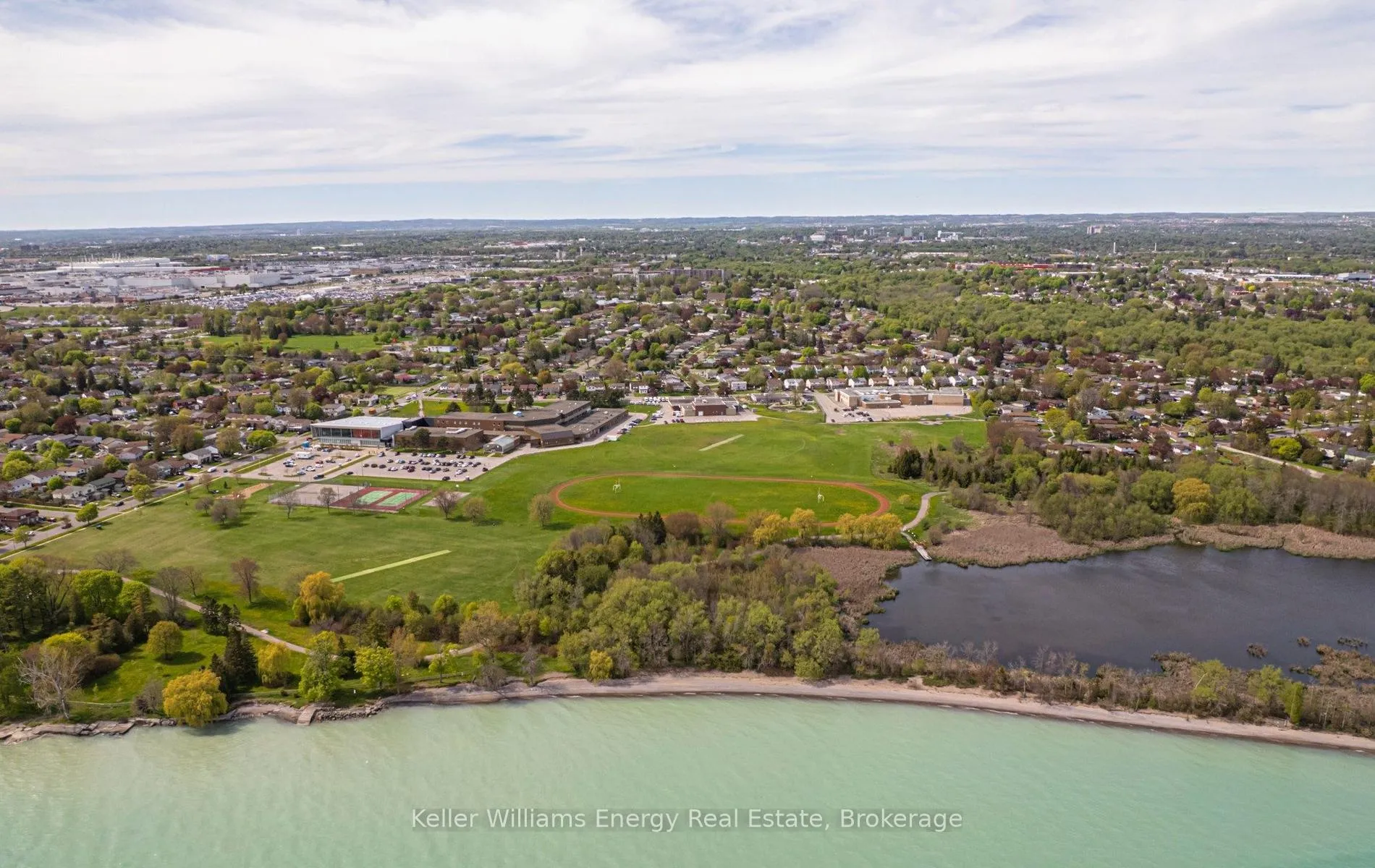 Photo 42 of 249 Thomas Street, Oshawa, Lakeview — HOMEH