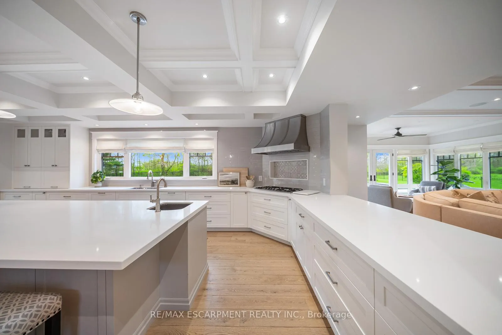 Photo 8 of 6502 Mcniven Road, Burlington, Rural Burlington — HOMEH