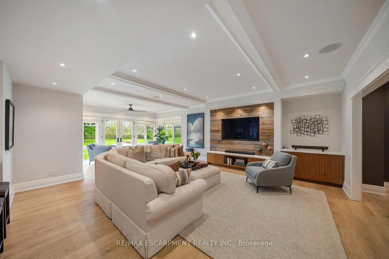 Photo 18 of 6502 Mcniven Road, Burlington, Rural Burlington — HOMEH