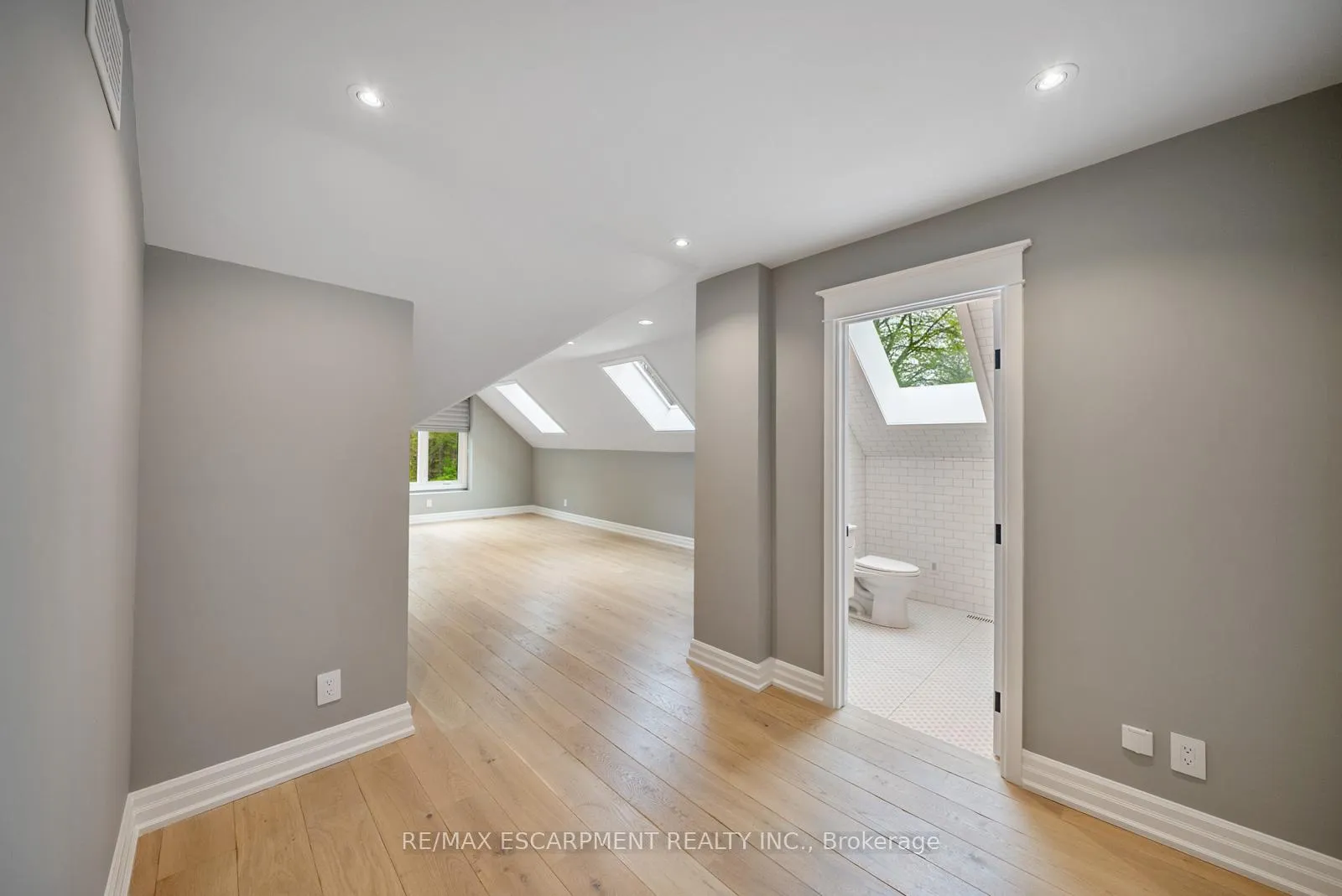 Photo 36 of 6502 Mcniven Road, Burlington, Rural Burlington — HOMEH