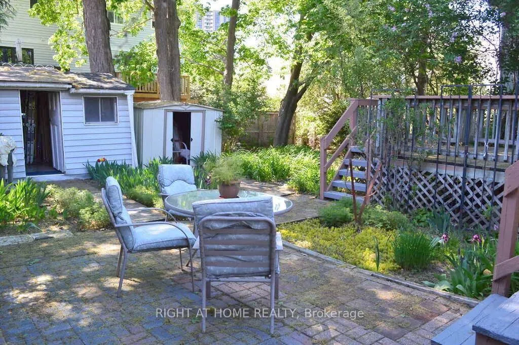 Photo 2 of 200 Woodroffe Avenue, Ottawa, Woodroffe — HOMEH