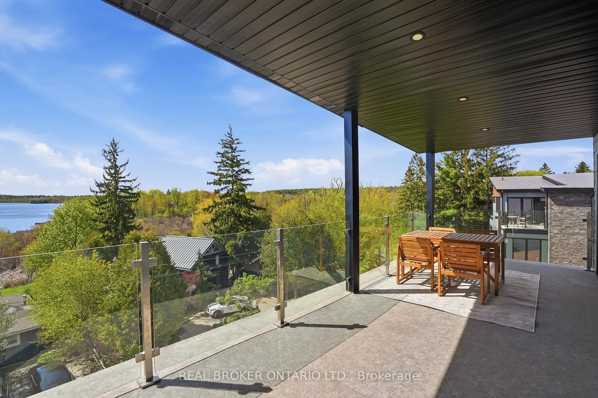 Photo 41 of 17 Maple Trail, Puslinch, Puslinch Lake Settlement Areas — HOMEH