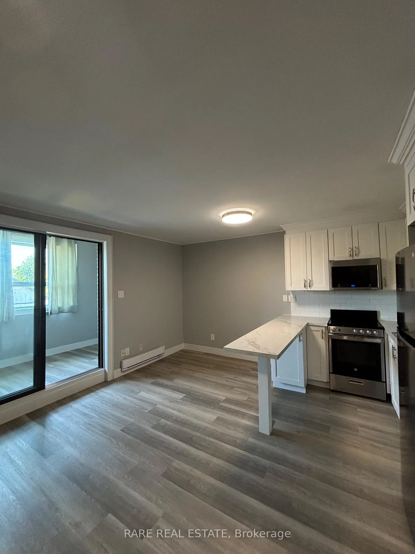 Photo 4 of Unit 3, 253 Augusta Avenue, Toronto, Kensington-Chinatown — HOMEH
