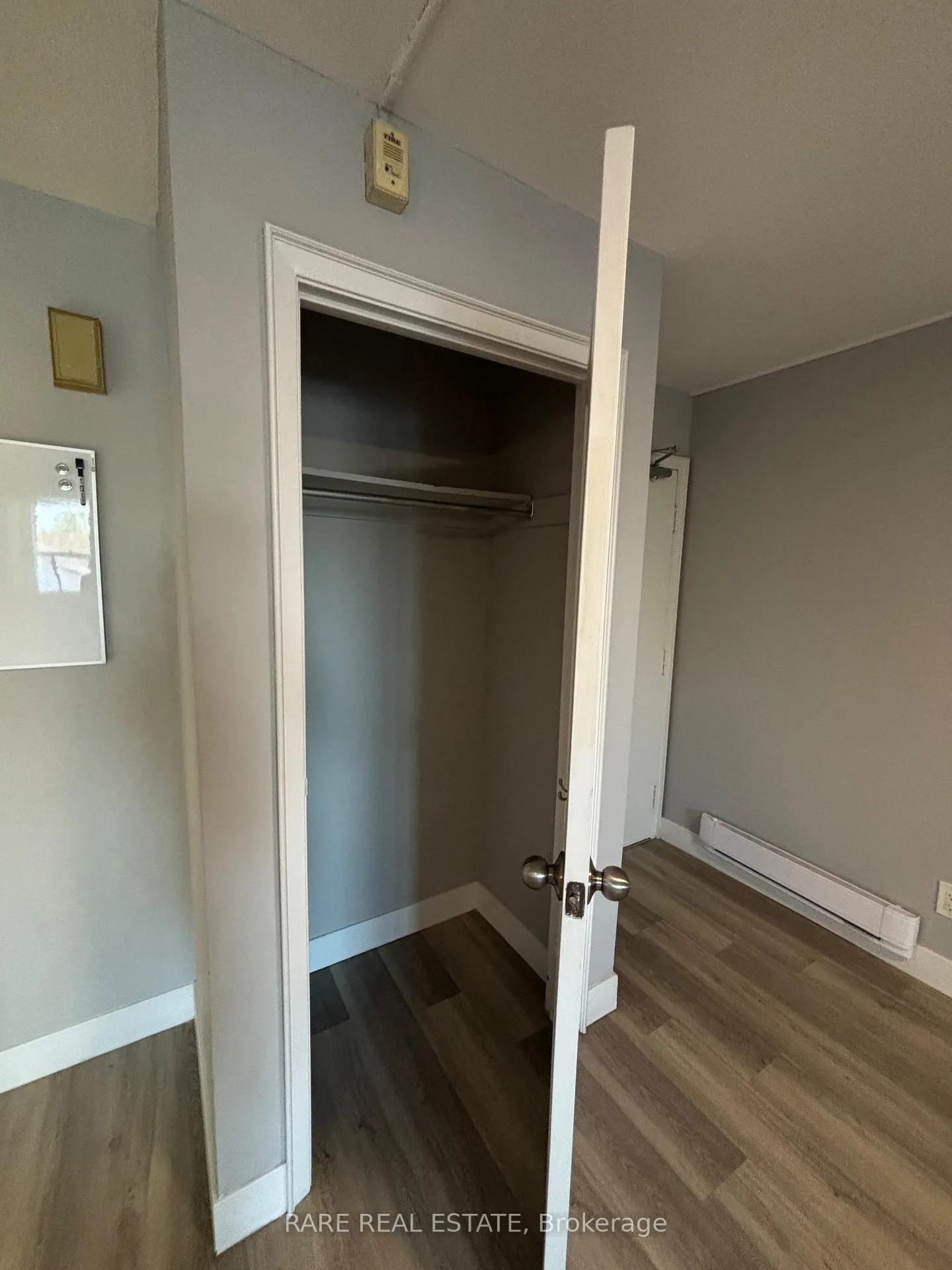 Photo 7 of Unit 3, 253 Augusta Avenue, Toronto, Kensington-Chinatown — HOMEH