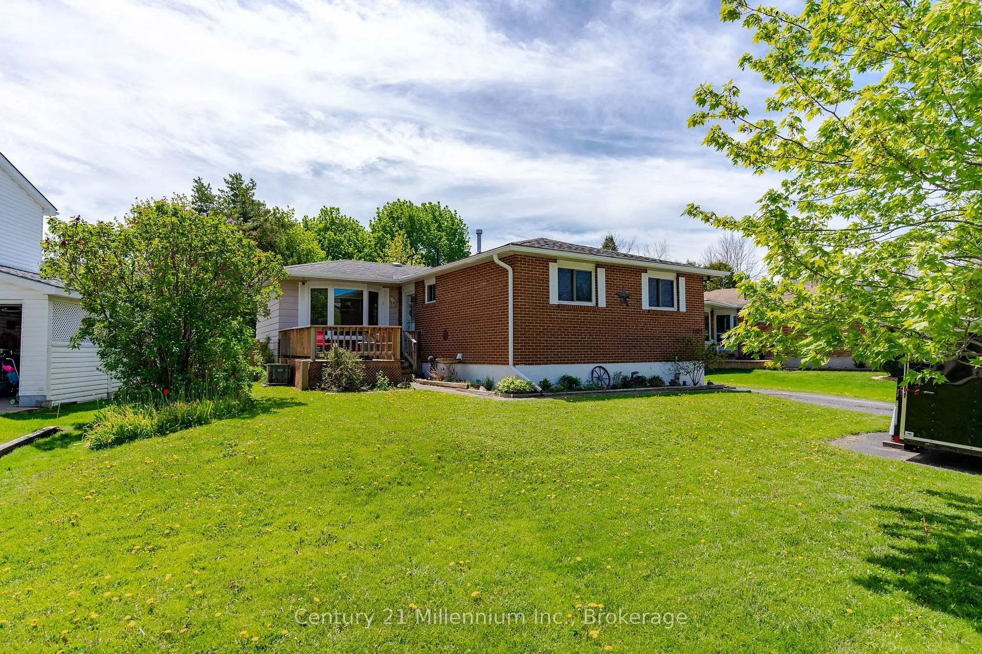 Photo 3 of 1025 12th Street E, Owen Sound — HOMEH