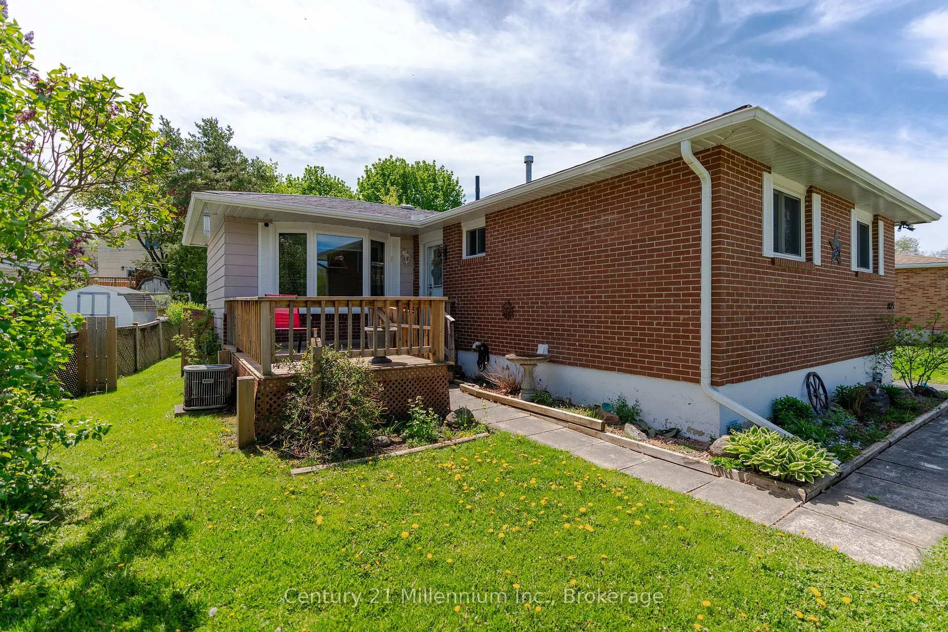Photo 4 of 1025 12th Street E, Owen Sound — HOMEH