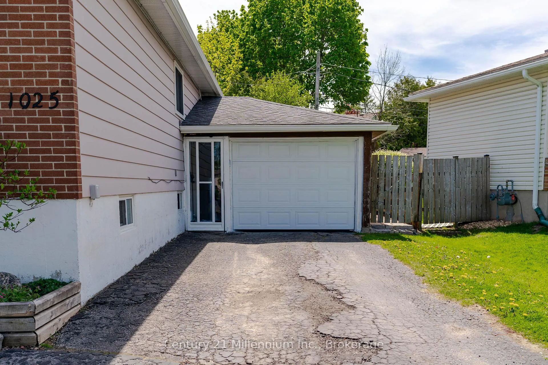 Photo 6 of 1025 12th Street E, Owen Sound — HOMEH