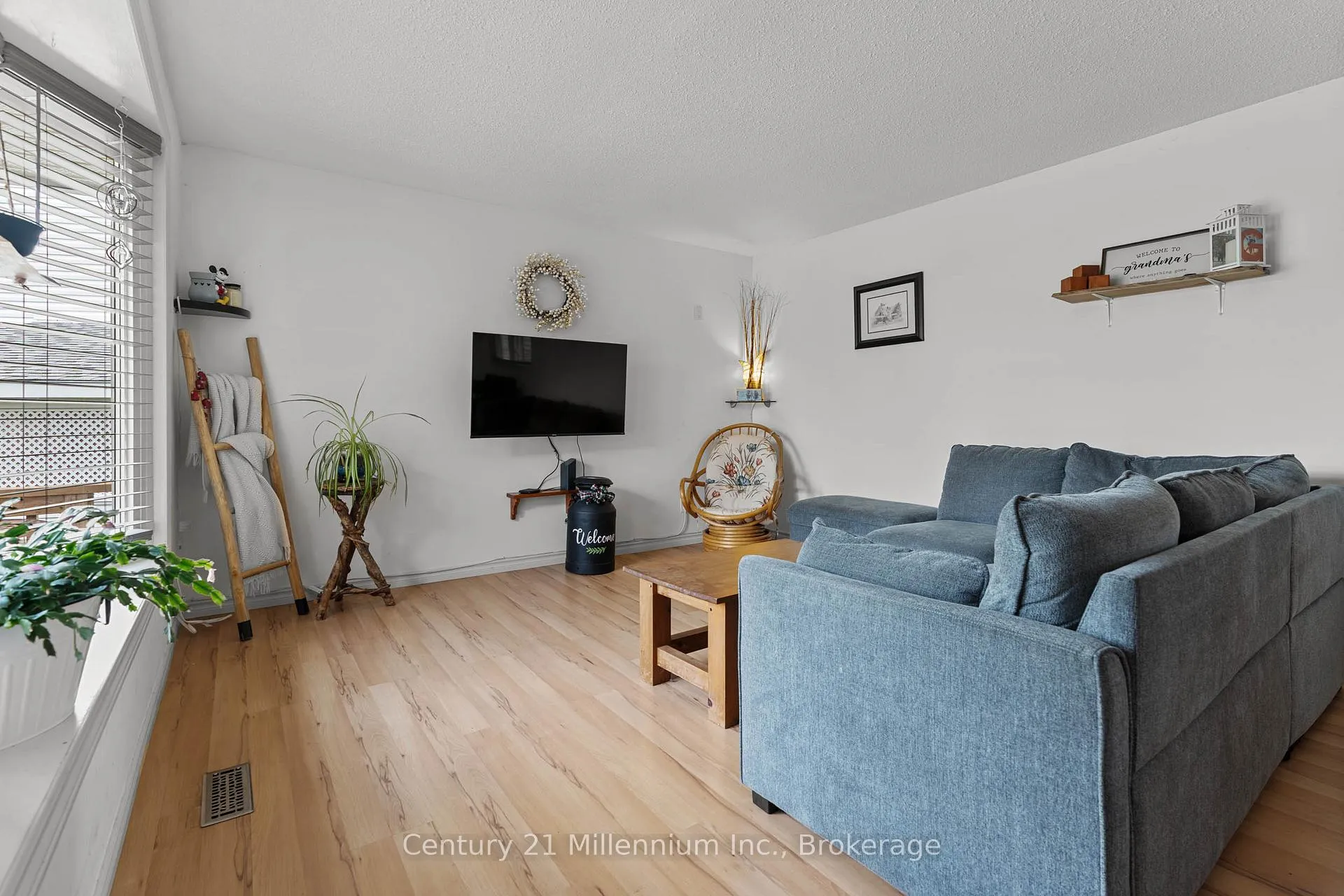Photo 12 of 1025 12th Street E, Owen Sound — HOMEH