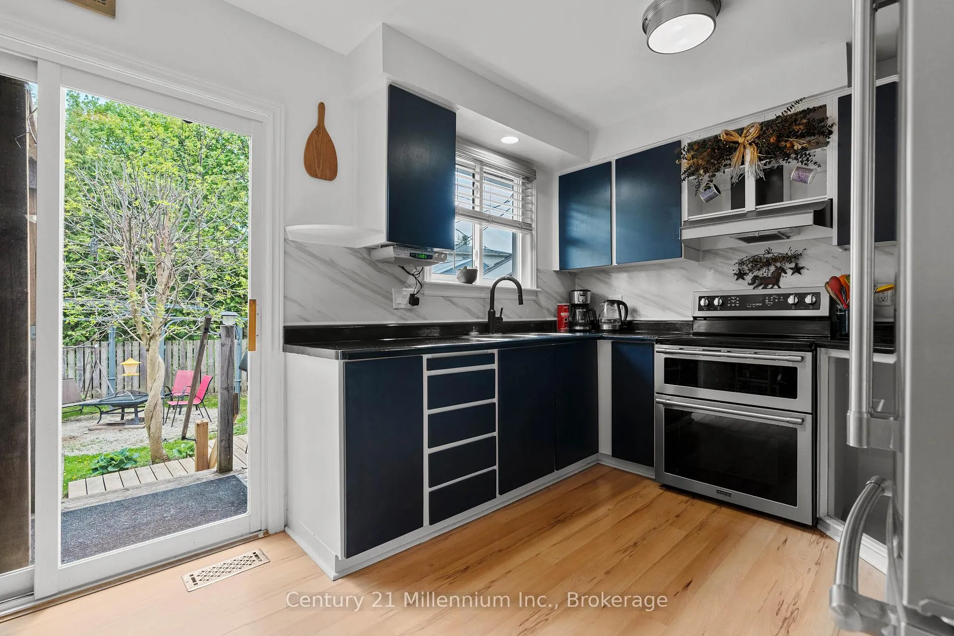 Photo 21 of 1025 12th Street E, Owen Sound — HOMEH