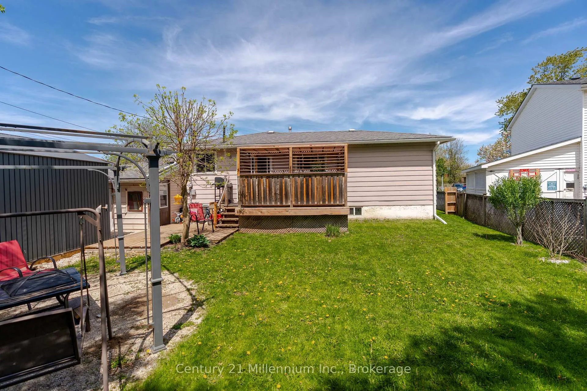 Photo 39 of 1025 12th Street E, Owen Sound — HOMEH