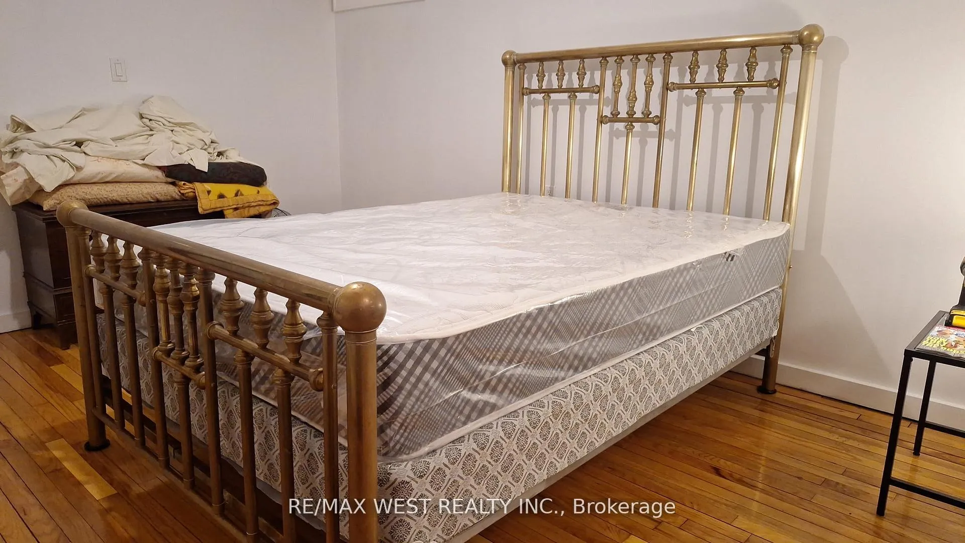 Photo 6 of Unit Bsmt, 45 Beaty Avenue, Toronto, South Parkdale — HOMEH