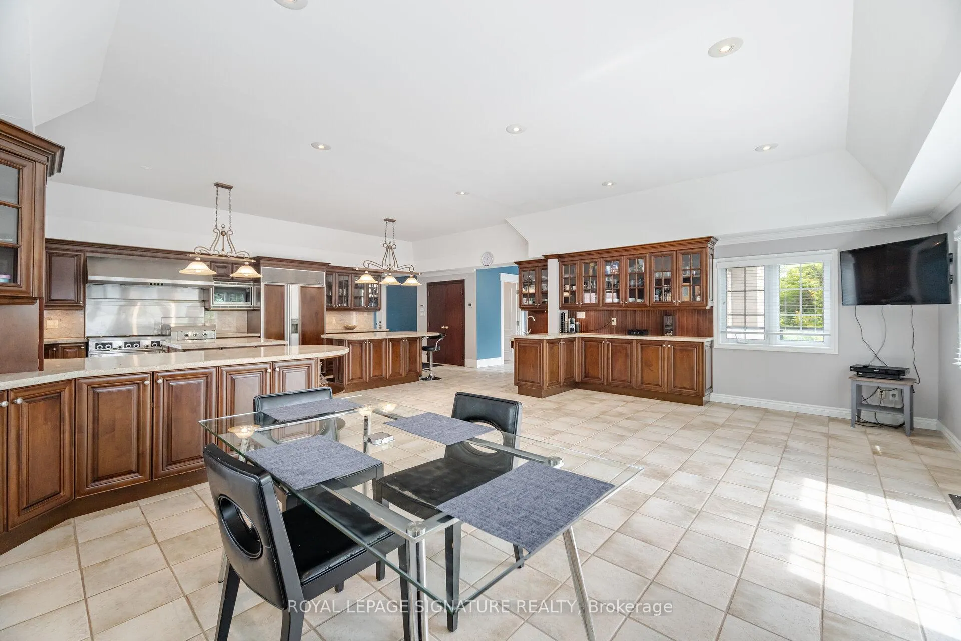 Photo 9 of 15634 Mountainview Road, Caledon, Caledon East — HOMEH