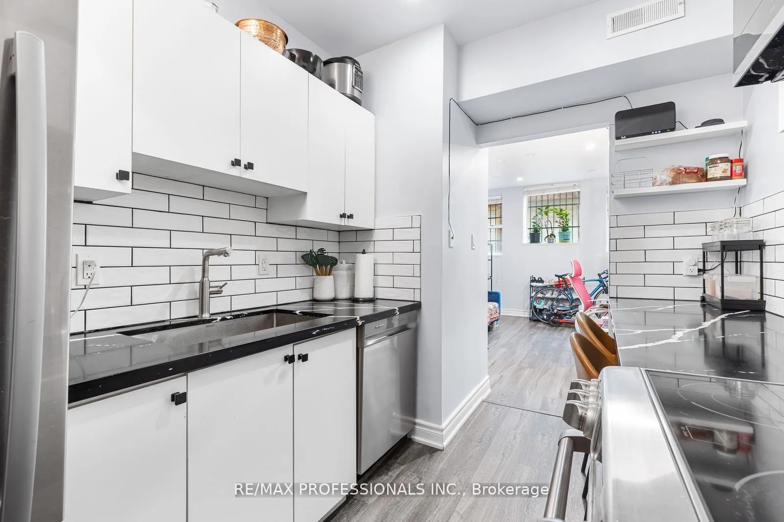 Photo 8 of Unit 105, 412 Jarvis Street, Toronto, Church-Yonge Corridor — HOMEH