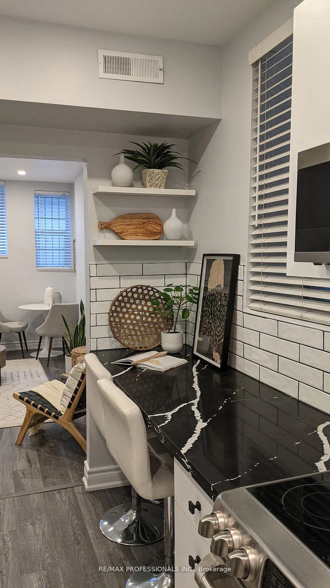 Photo 12 of Unit 105, 412 Jarvis Street, Toronto, Church-Yonge Corridor — HOMEH