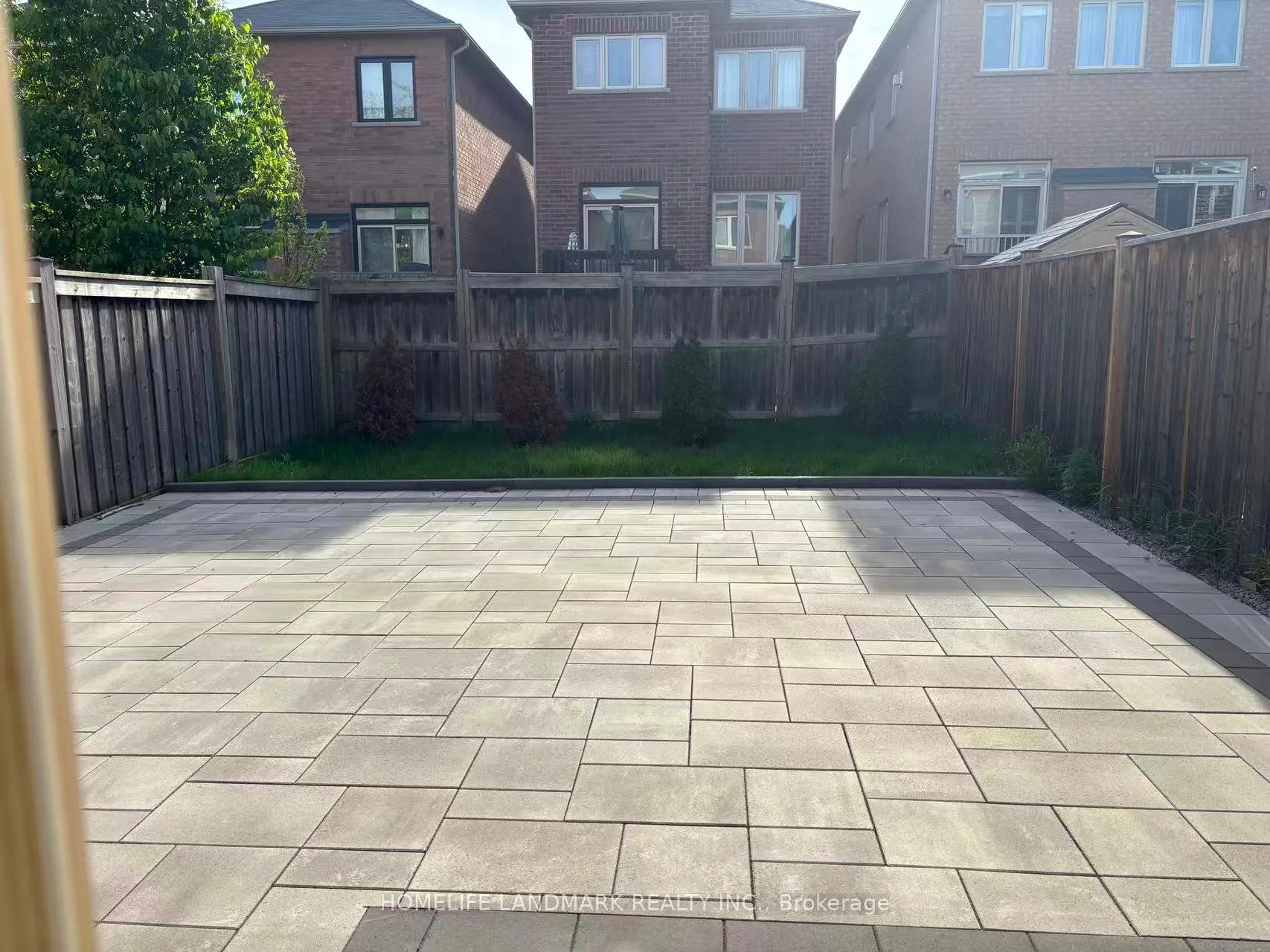 Photo 2 of 36 Alex Black Street, Vaughan, Patterson — HOMEH