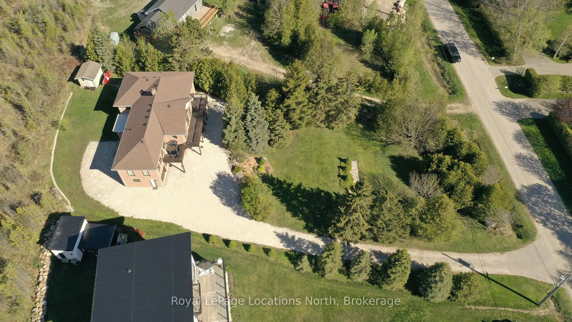 Photo 6 of 252 Lakeshore Road N, Meaford — HOMEH