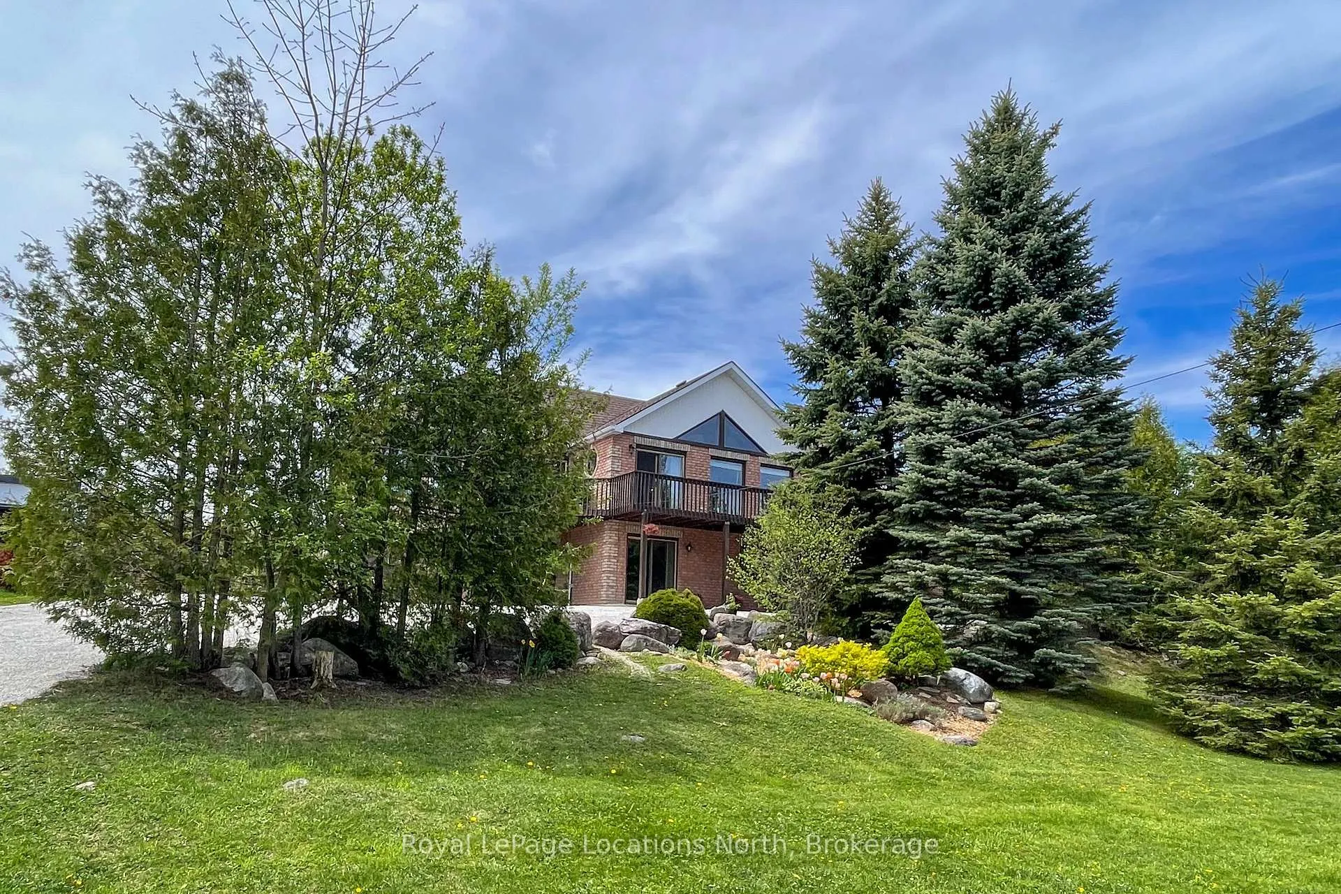 Photo 10 of 252 Lakeshore Road N, Meaford — HOMEH