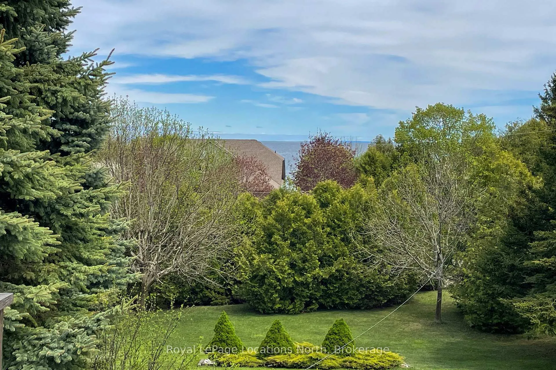 Photo 12 of 252 Lakeshore Road N, Meaford — HOMEH