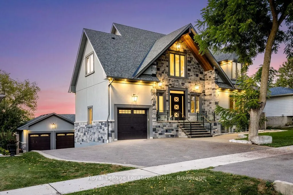 Photo 1 of 22 East John Street, Innisfil, Cookstown — HOMEH