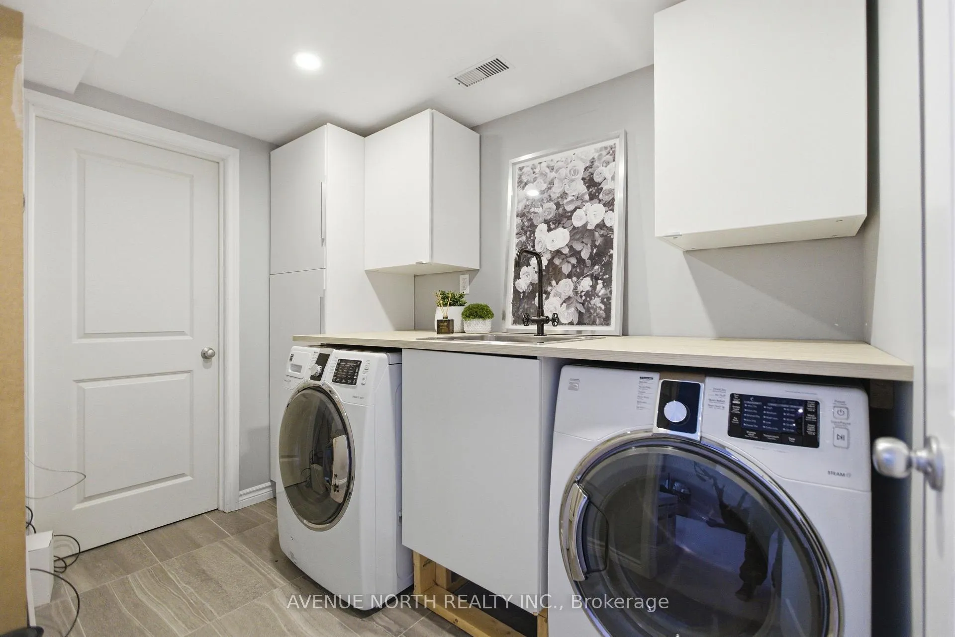 Photo 30 of 456 Brettonwood Ridge, Ottawa, Kanata - Kanata Lakes/Heritage Hills — HOMEH