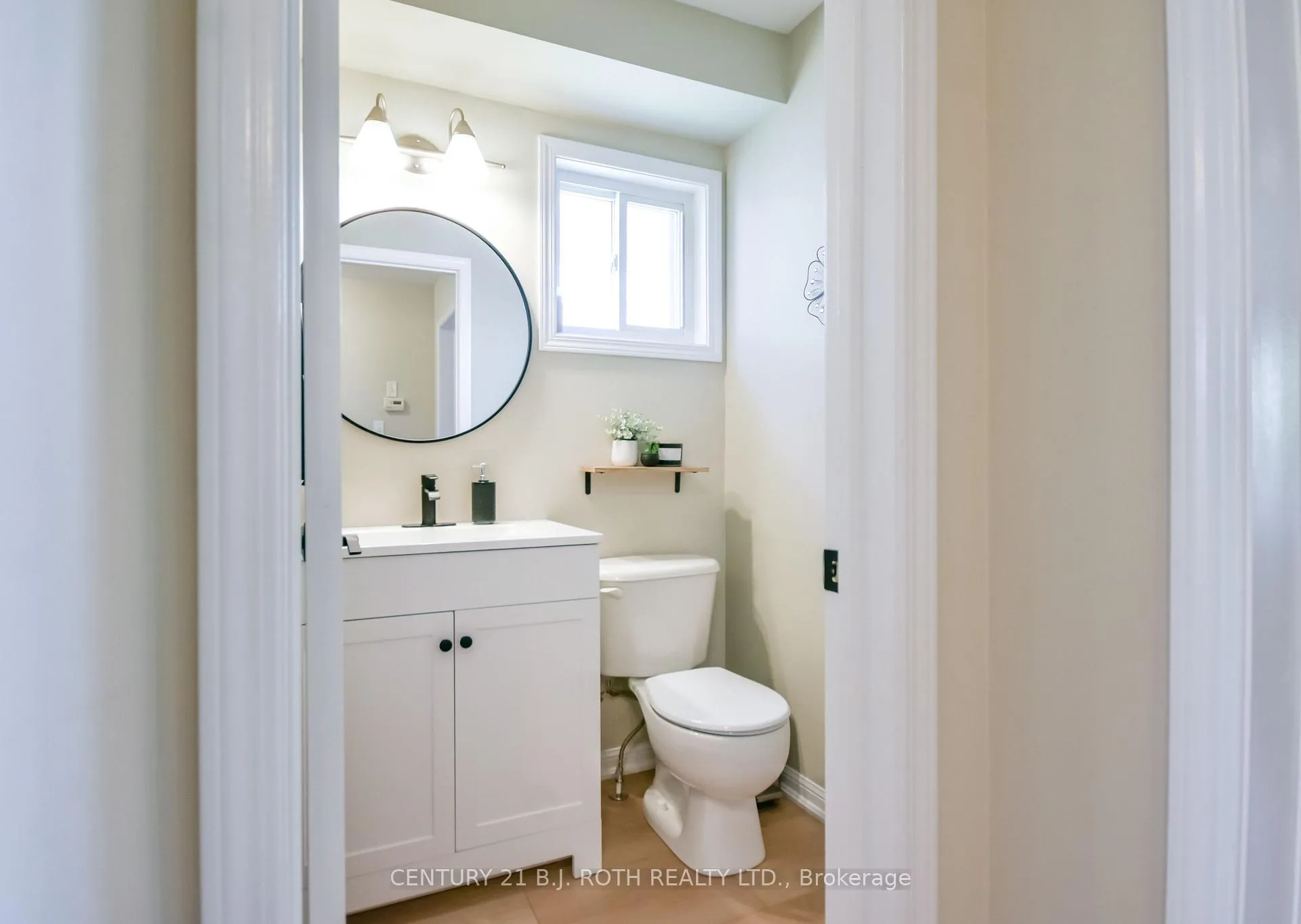 Photo 13 of 95 Bird Street, Barrie, Edgehill Drive — HOMEH