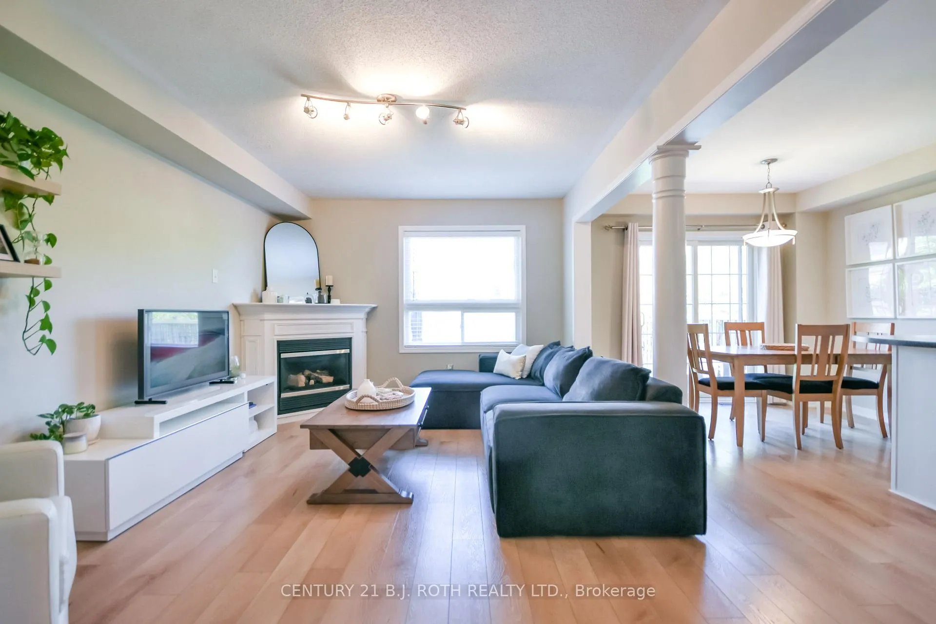 Photo 14 of 95 Bird Street, Barrie, Edgehill Drive — HOMEH