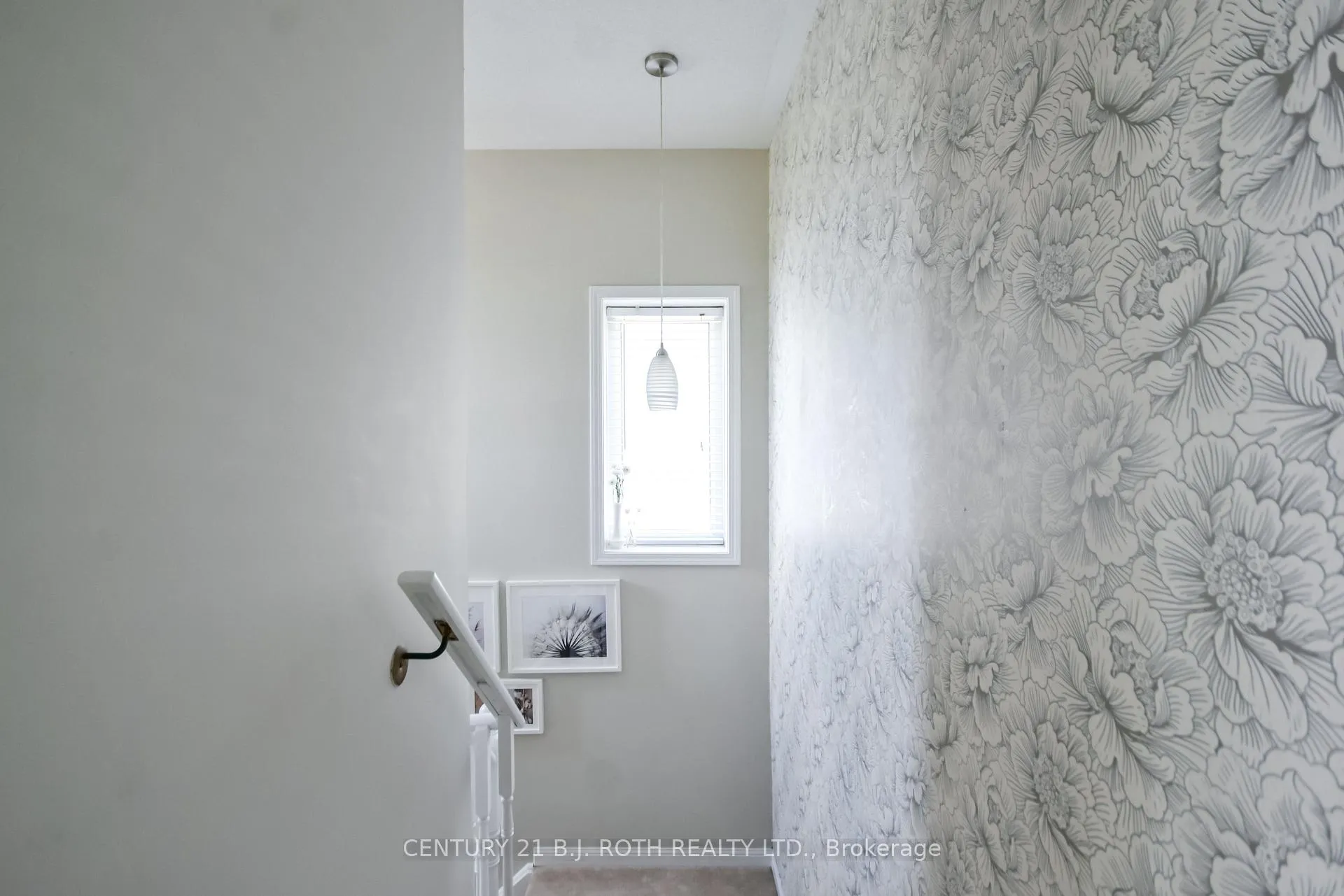 Photo 30 of 95 Bird Street, Barrie, Edgehill Drive — HOMEH