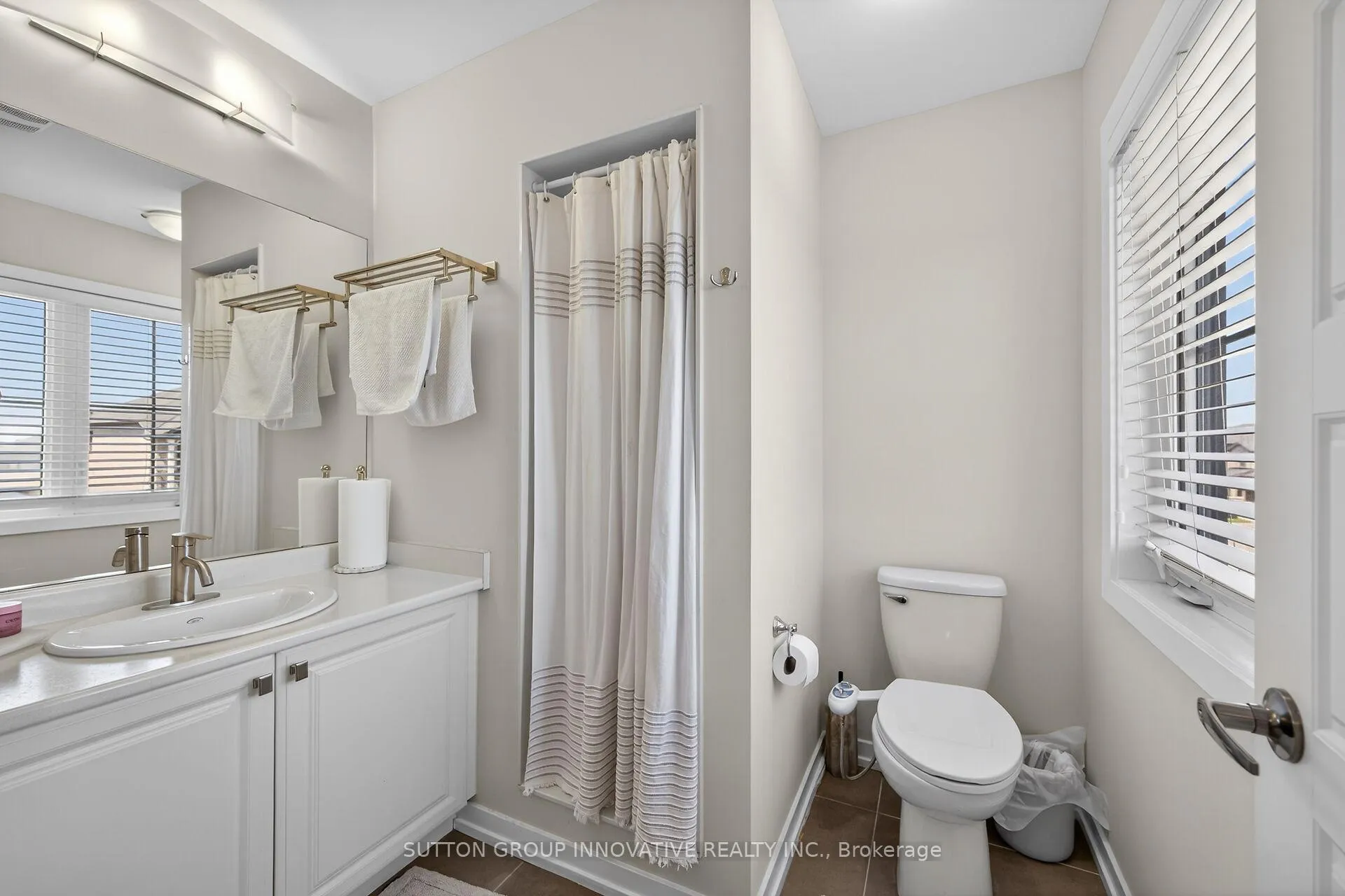 Photo 29 of 61 Prestwick Street W, Hamilton, Stoney Creek Mountain — HOMEH