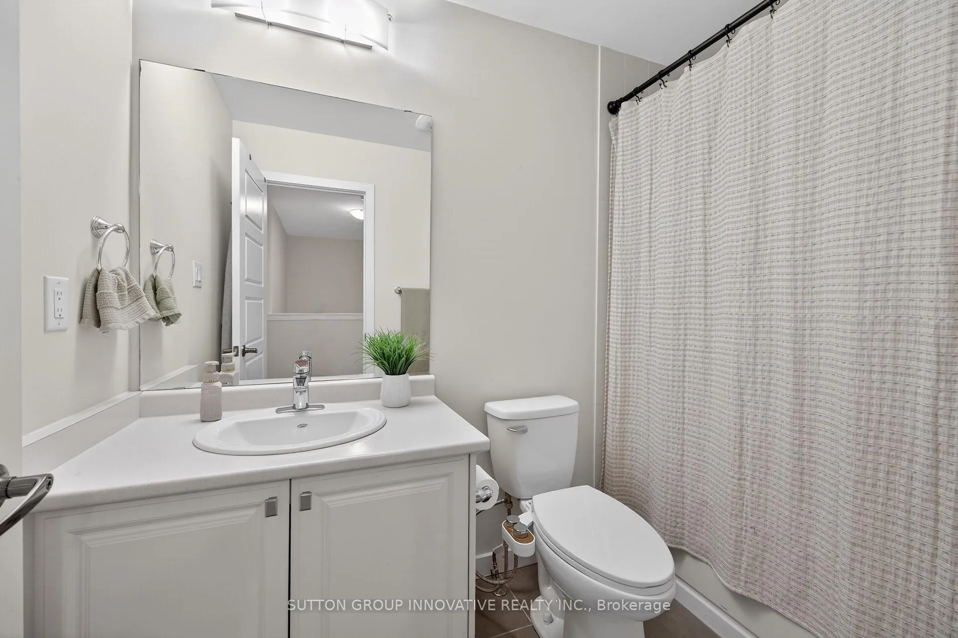 Photo 34 of 61 Prestwick Street W, Hamilton, Stoney Creek Mountain — HOMEH