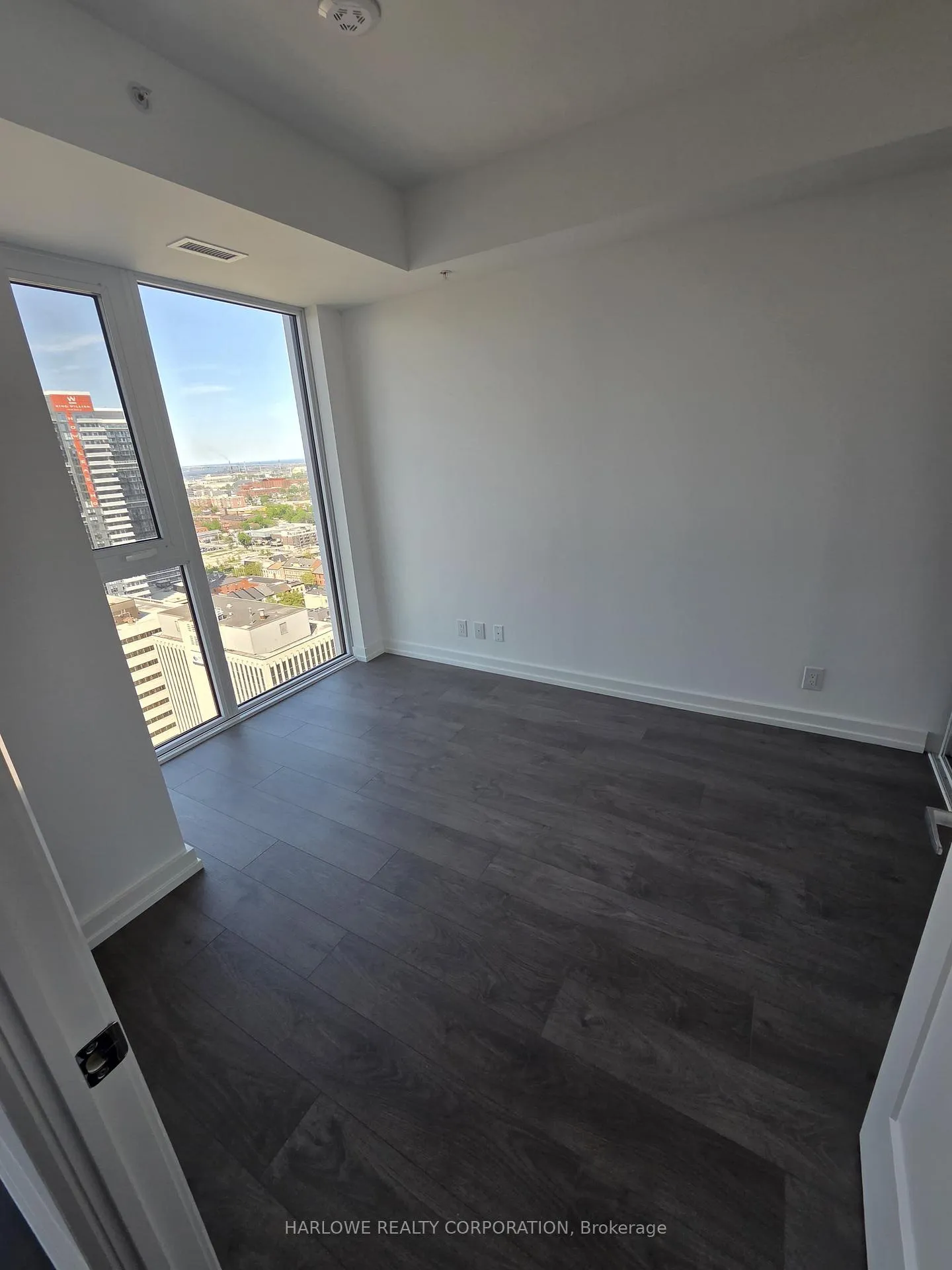 Photo 4 of Unit 2304, 75 James Street, Hamilton, Corktown — HOMEH