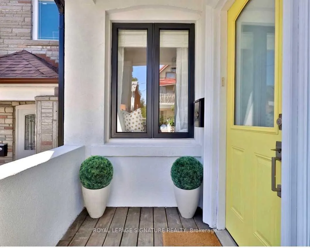 Photo 2 of Unit Main, 20 Amroth Avenue, Toronto, East End-Danforth — HOMEH