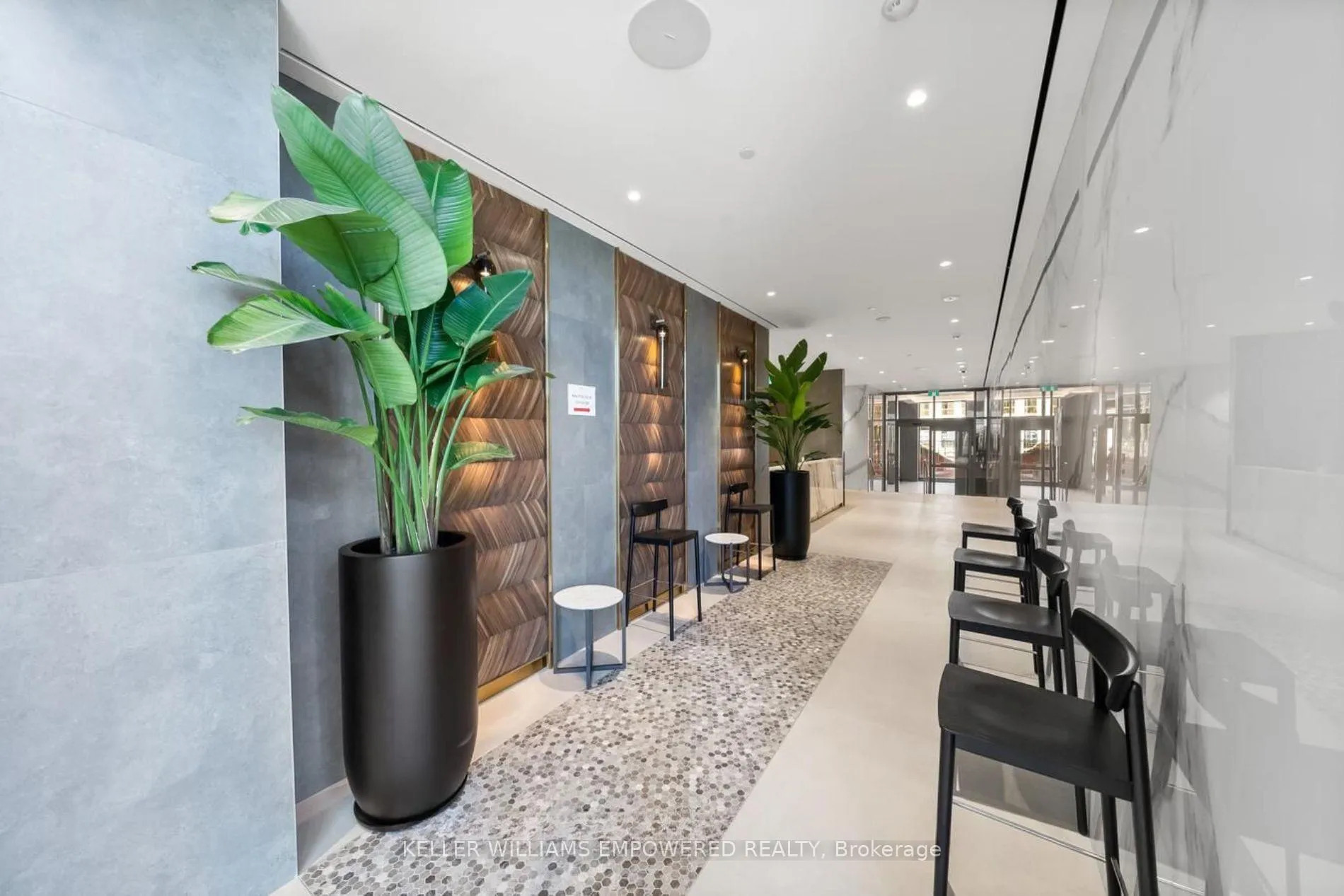 Photo 4 of Unit 5109, 7890 Jane Street, Vaughan, Vaughan Corporate Centre — HOMEH