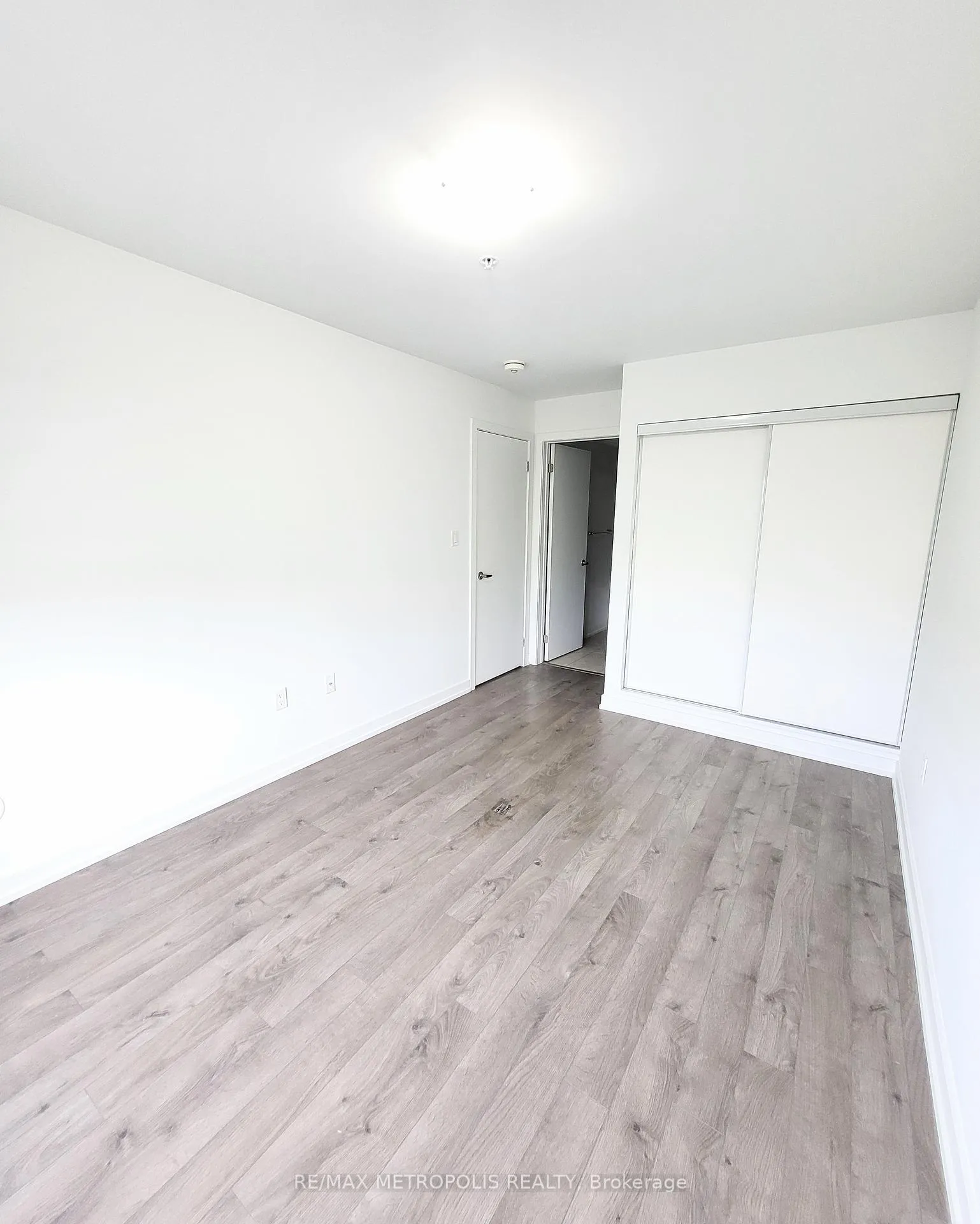 Photo 10 of Unit 204, 1555 Kingston Road, Pickering, Town Centre — HOMEH