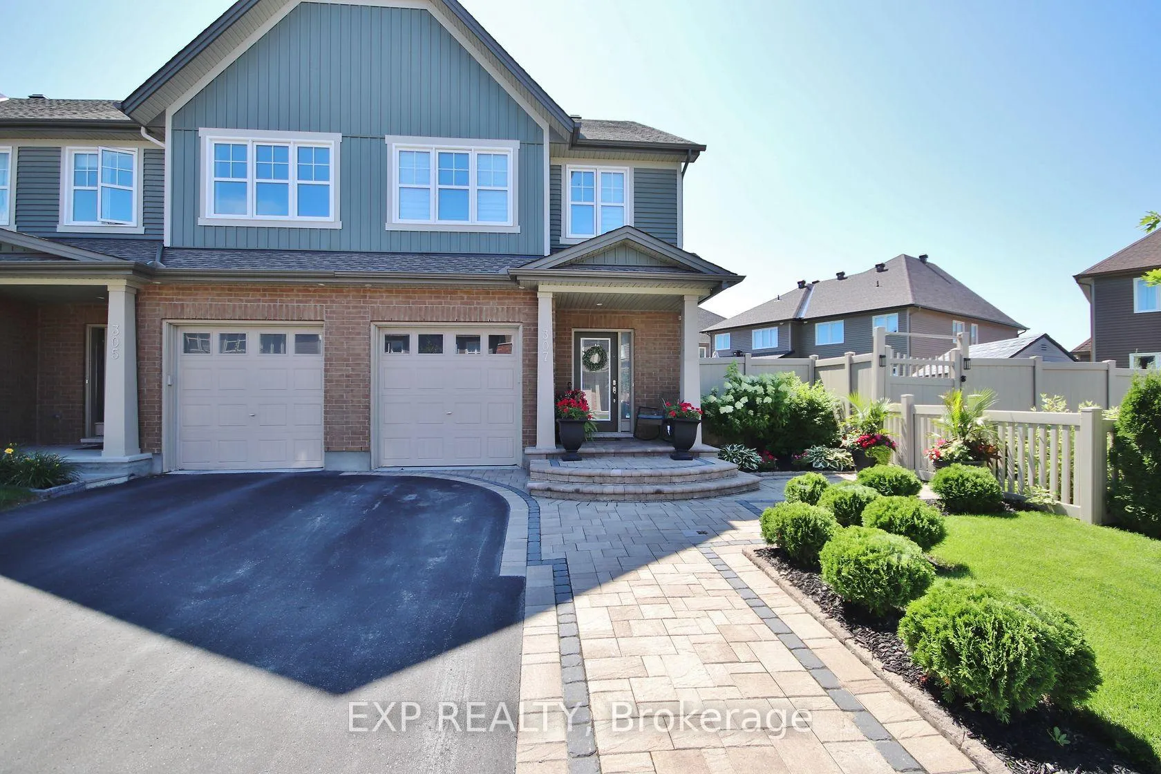 Photo 2 of 307 Fergus Crescent, Ottawa, Barrhaven - Cedargrove/Fraserdale — HOMEH