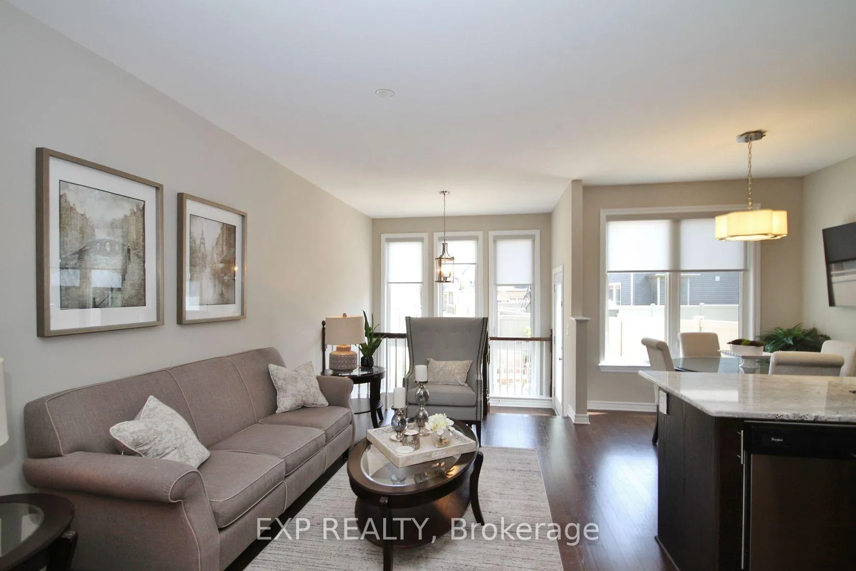 Photo 5 of 307 Fergus Crescent, Ottawa, Barrhaven - Cedargrove/Fraserdale — HOMEH