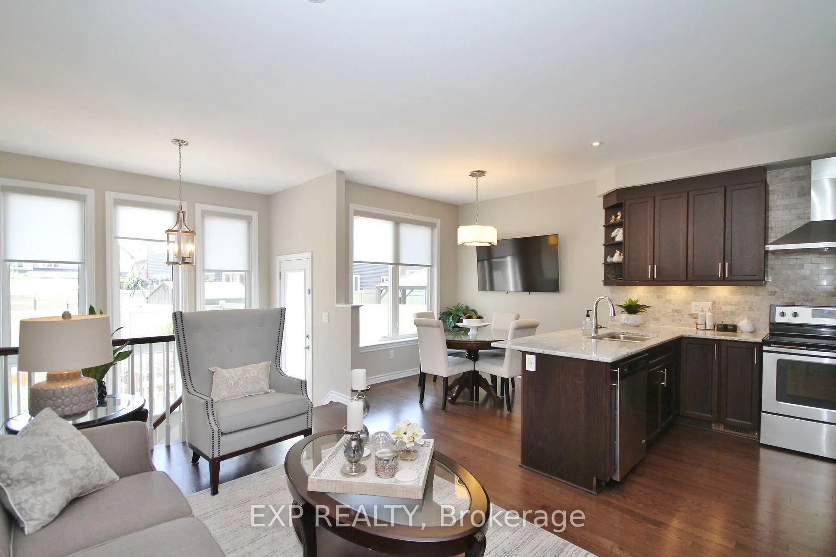 Photo 8 of 307 Fergus Crescent, Ottawa, Barrhaven - Cedargrove/Fraserdale — HOMEH